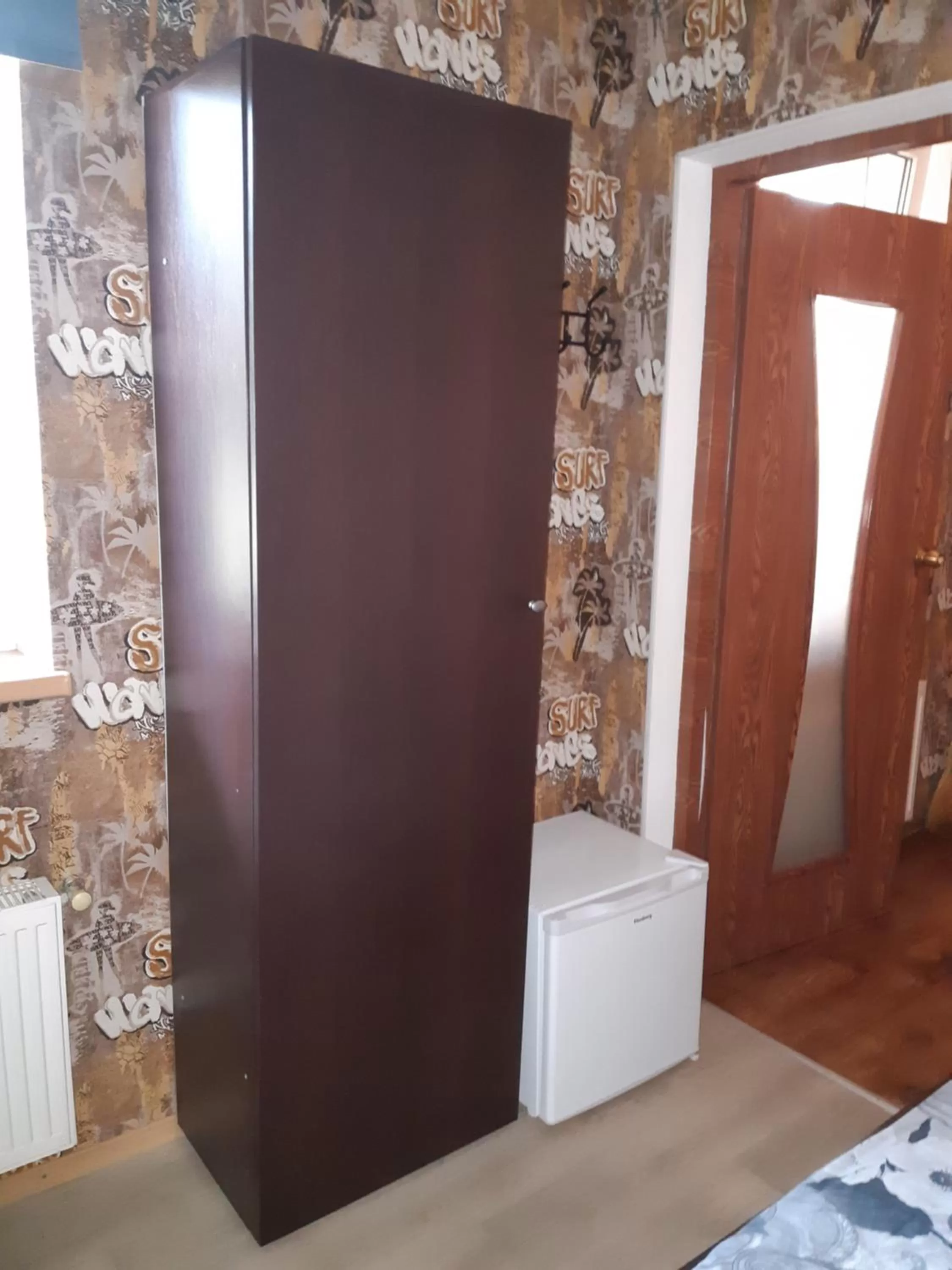 Communal lounge/ TV room, TV/Entertainment Center in Zolotoy Bereg Hotel