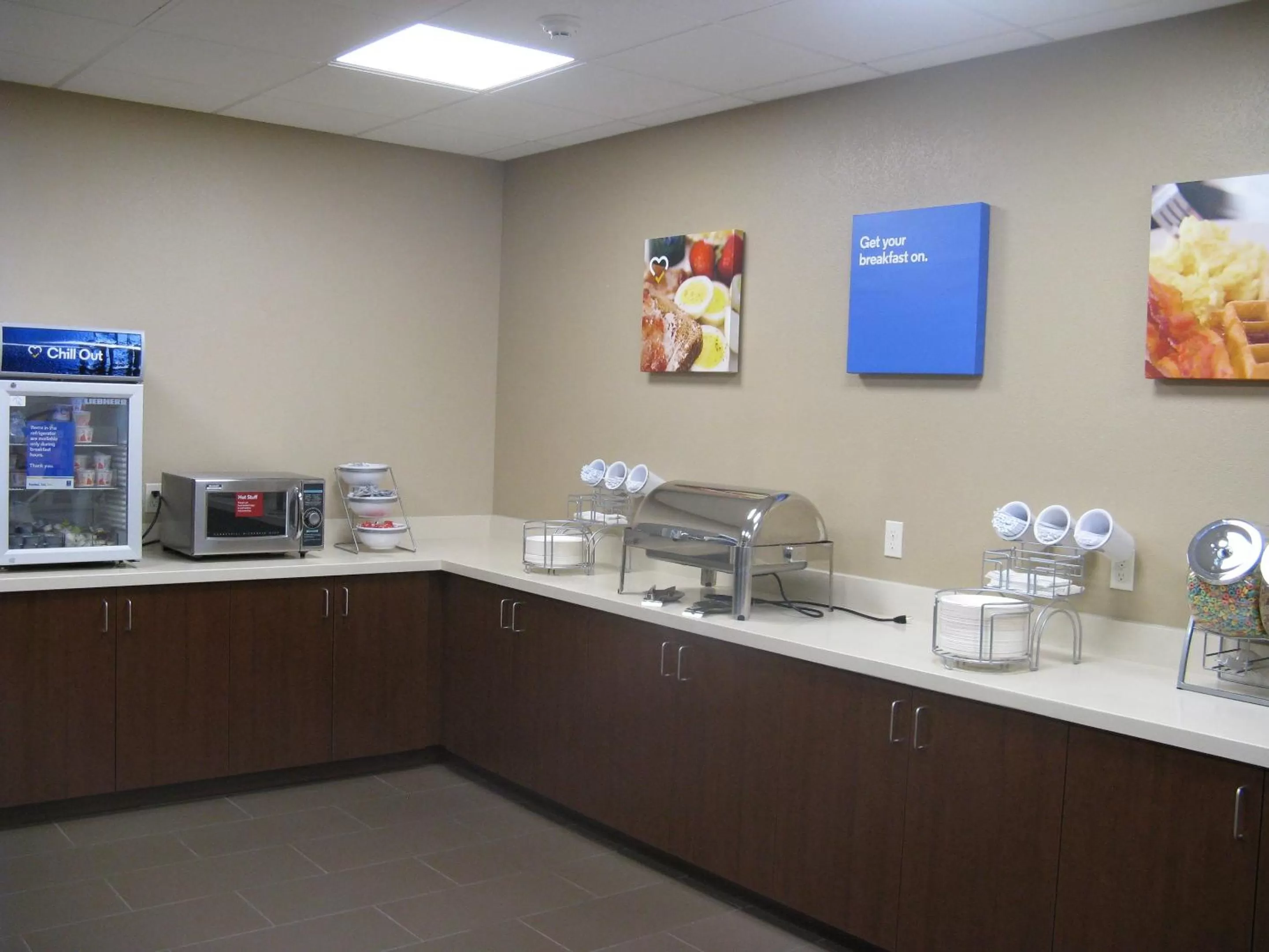 American breakfast in MainStay Suites Coeur d'Alene