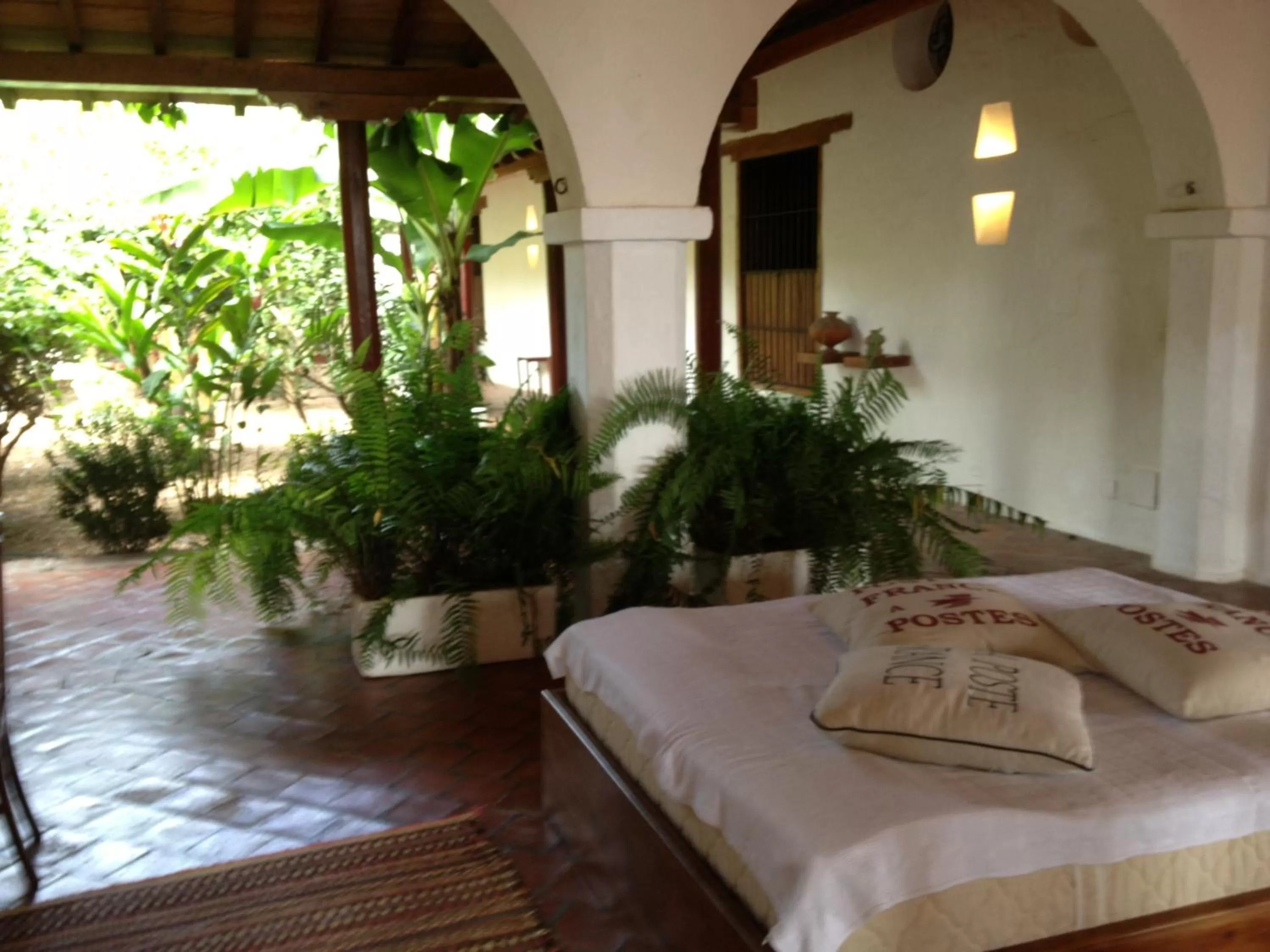 Day in Portal de la Marquesa