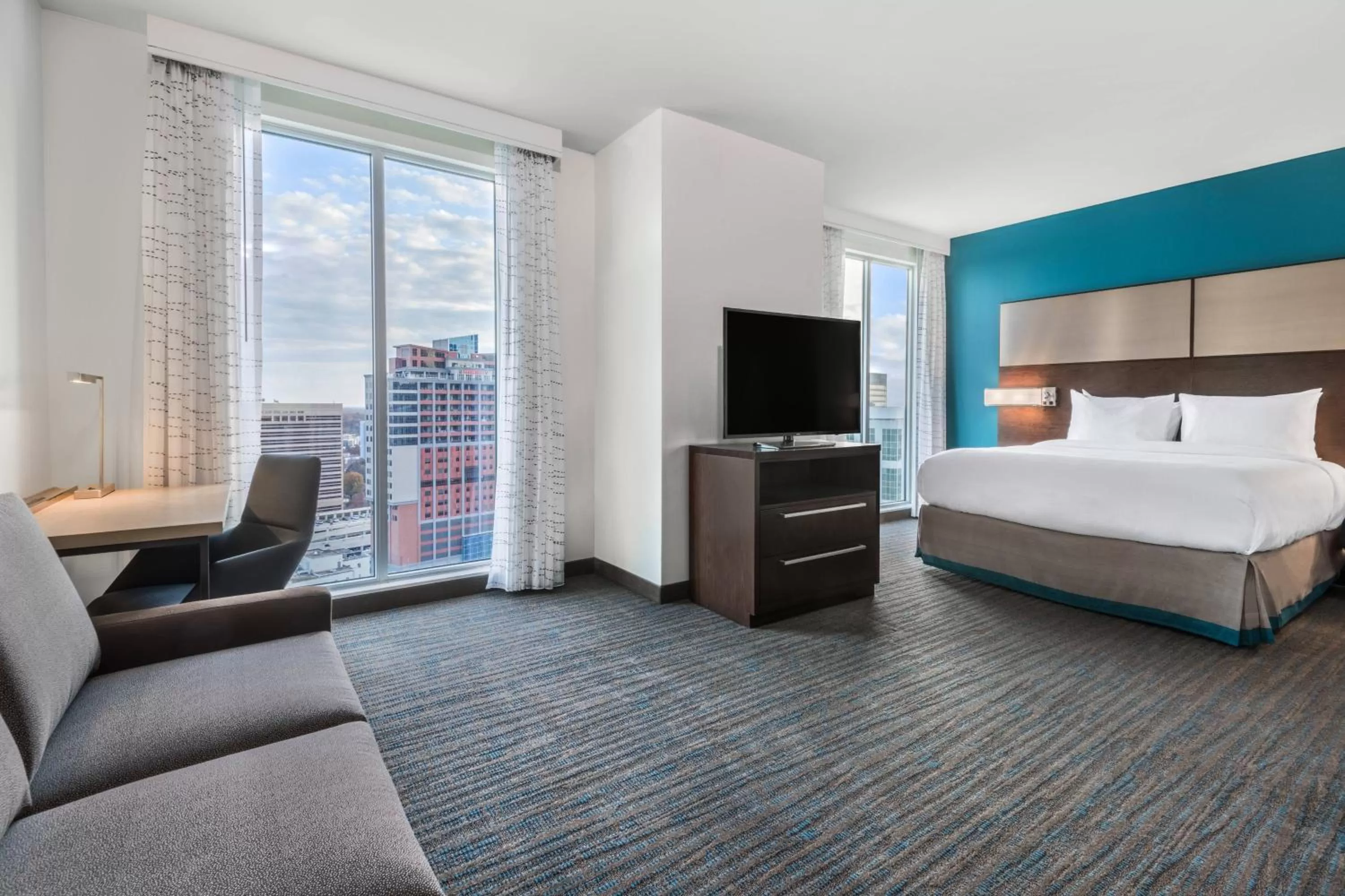 Bedroom, Bed in Residence Inn by Marriott Charlotte City Center