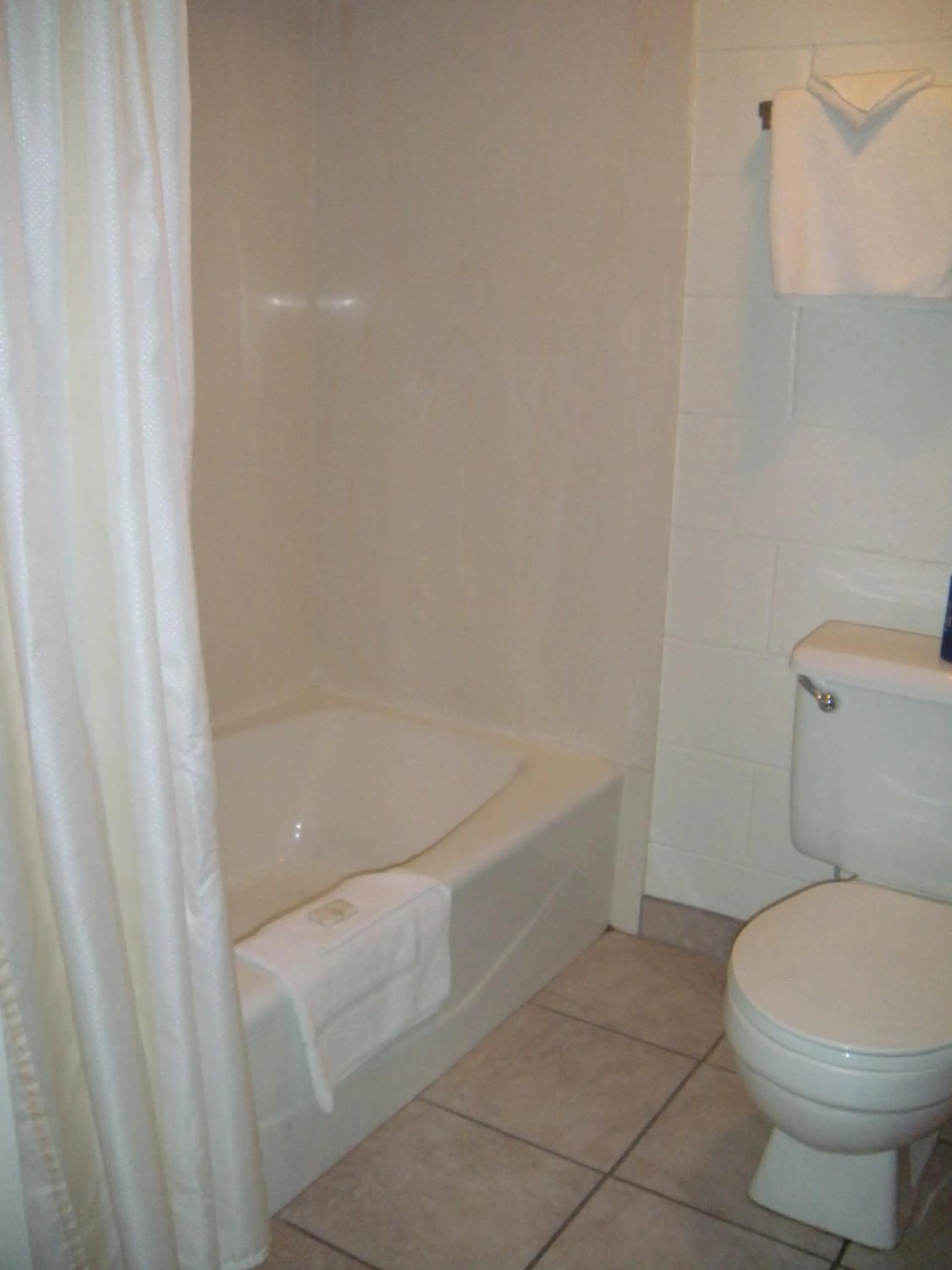 Bathroom in Motel West