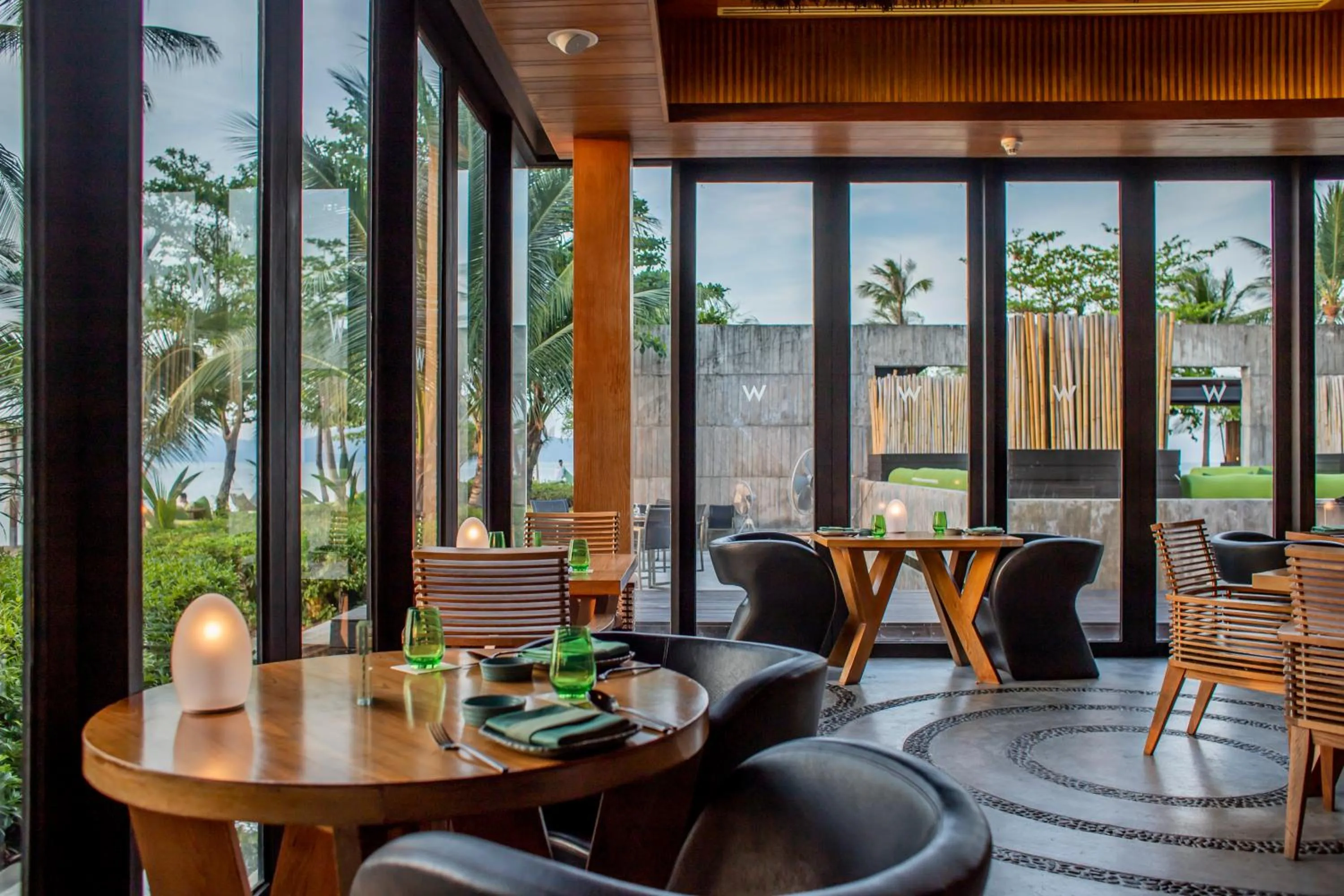 Restaurant/places to eat in W Koh Samui