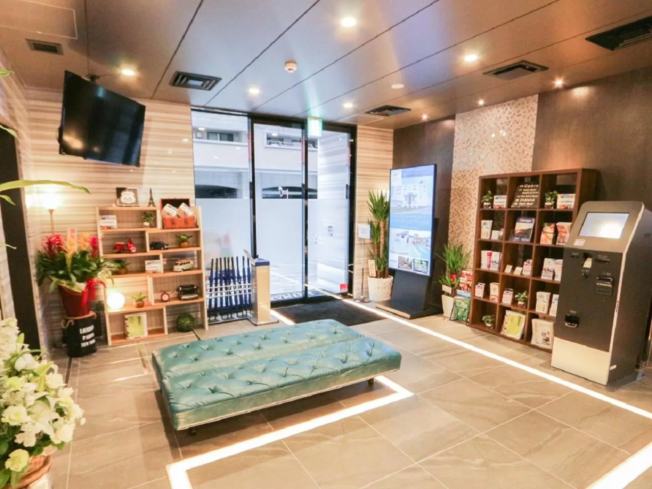 Lobby or reception in HOTEL LiVEMAX Fukuoka Tenjin