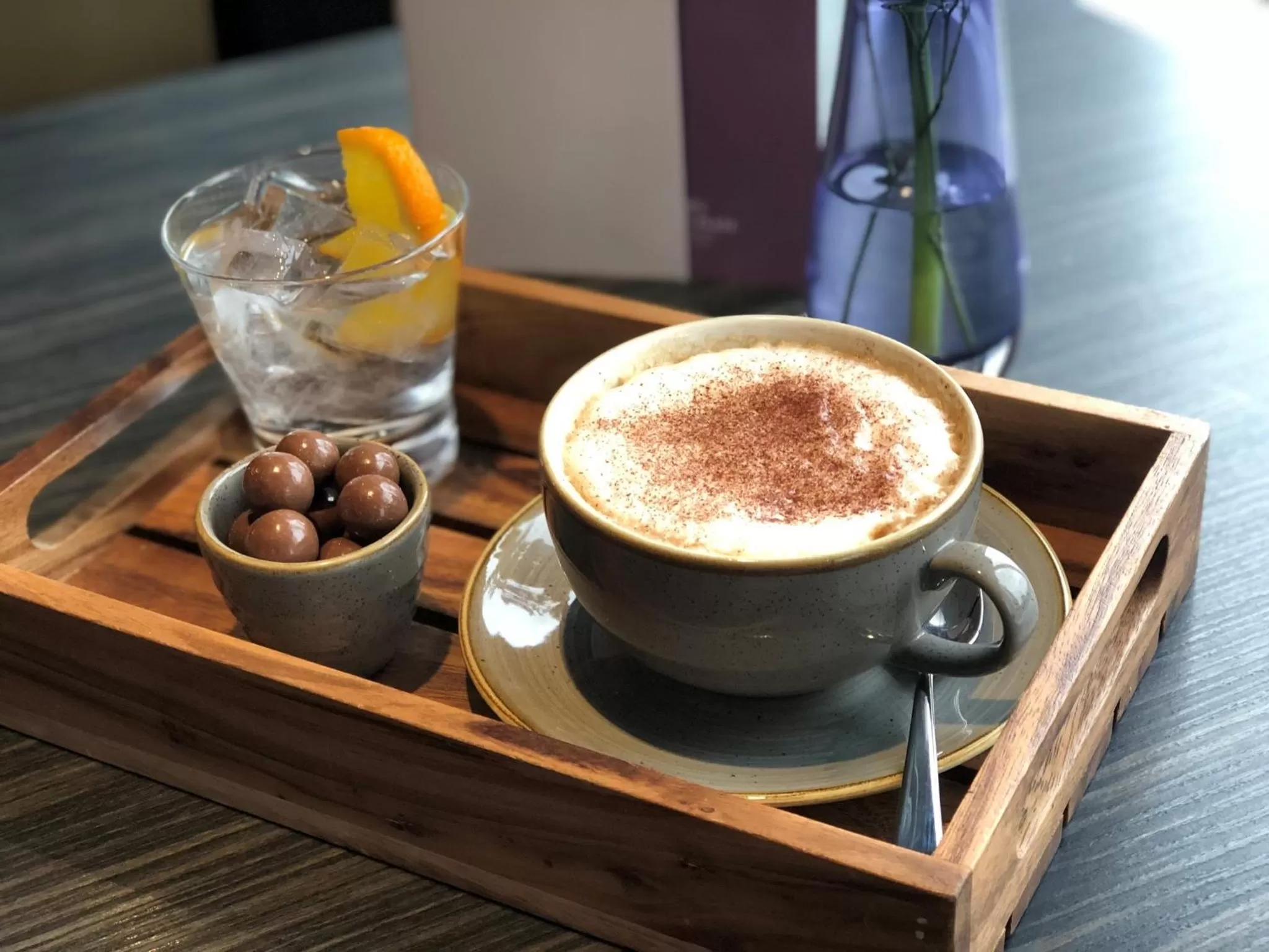 Lounge or bar in Crowne Plaza Liverpool City Centre by IHG