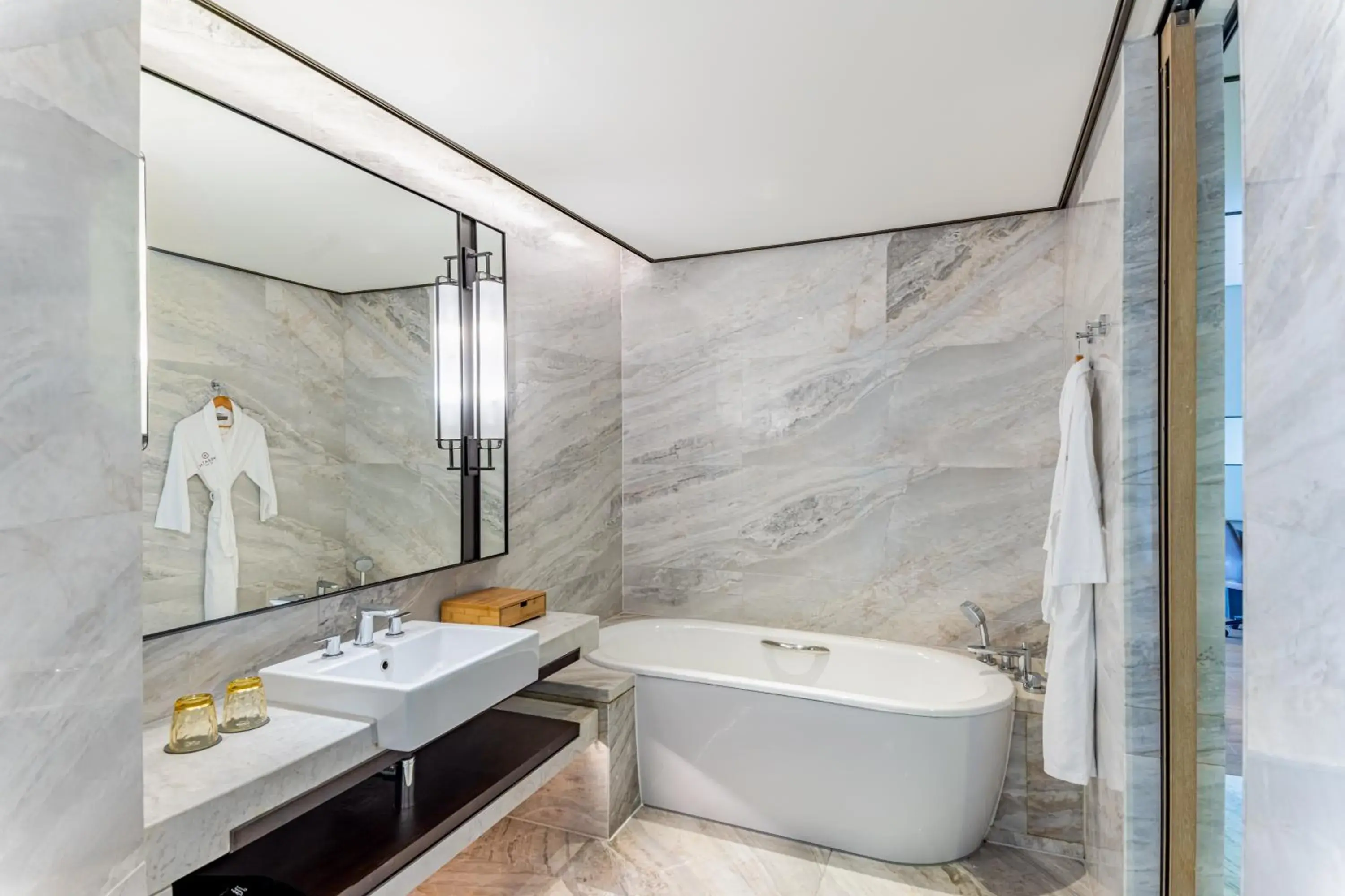 Club Twin Room in Sheraton Grand Hangzhou Binjiang Hotel Club Twin Room in Sheraton Grand Hangzhou Binjiang Hotel