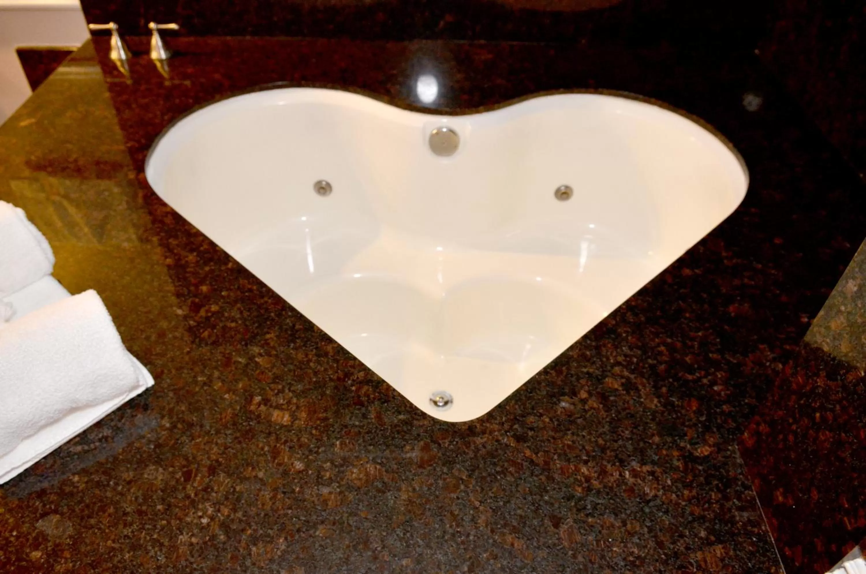 Decorative detail in Dynasty Suites Hotel