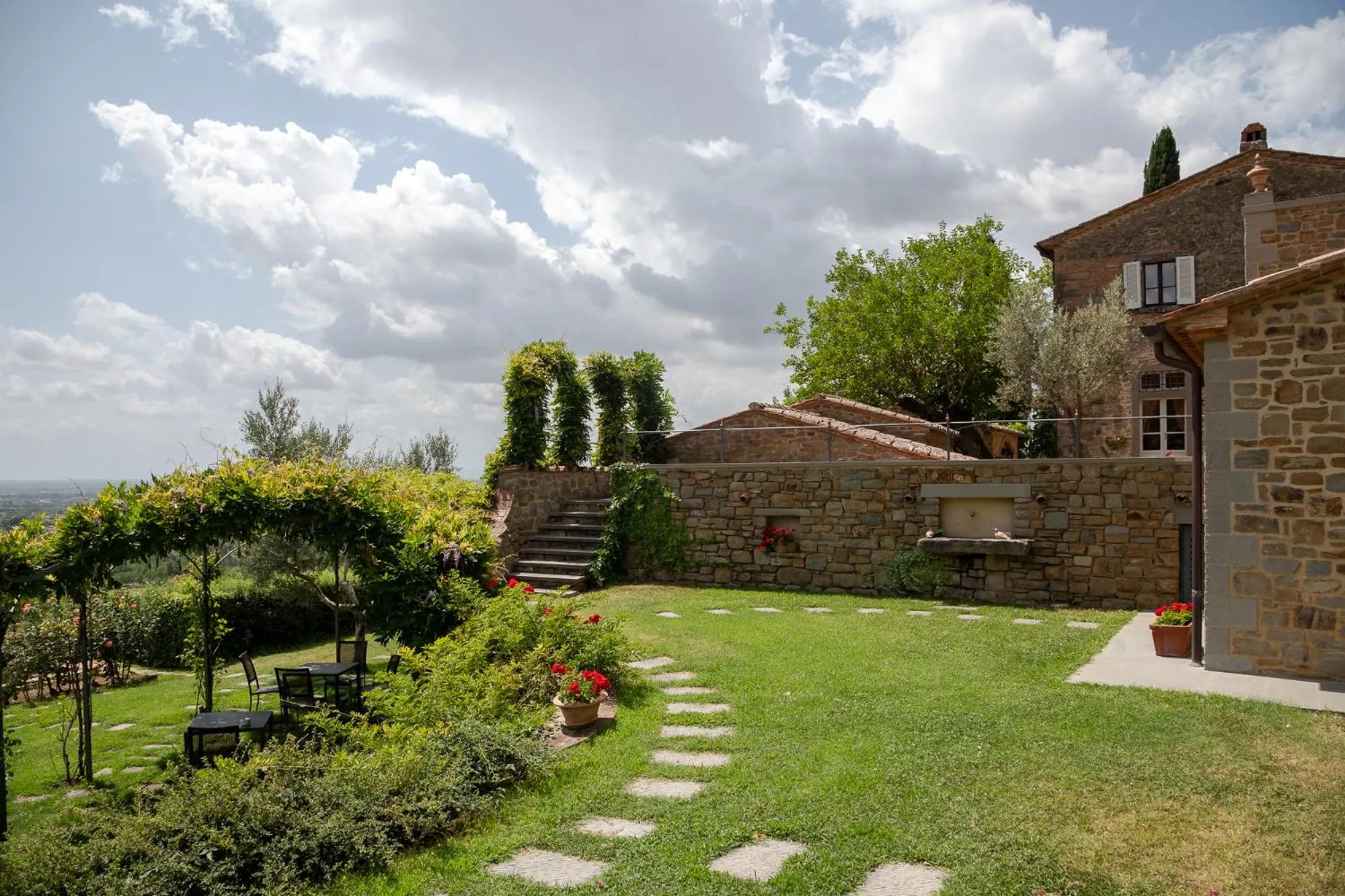 Garden in Il Falconiere Relais & Spa