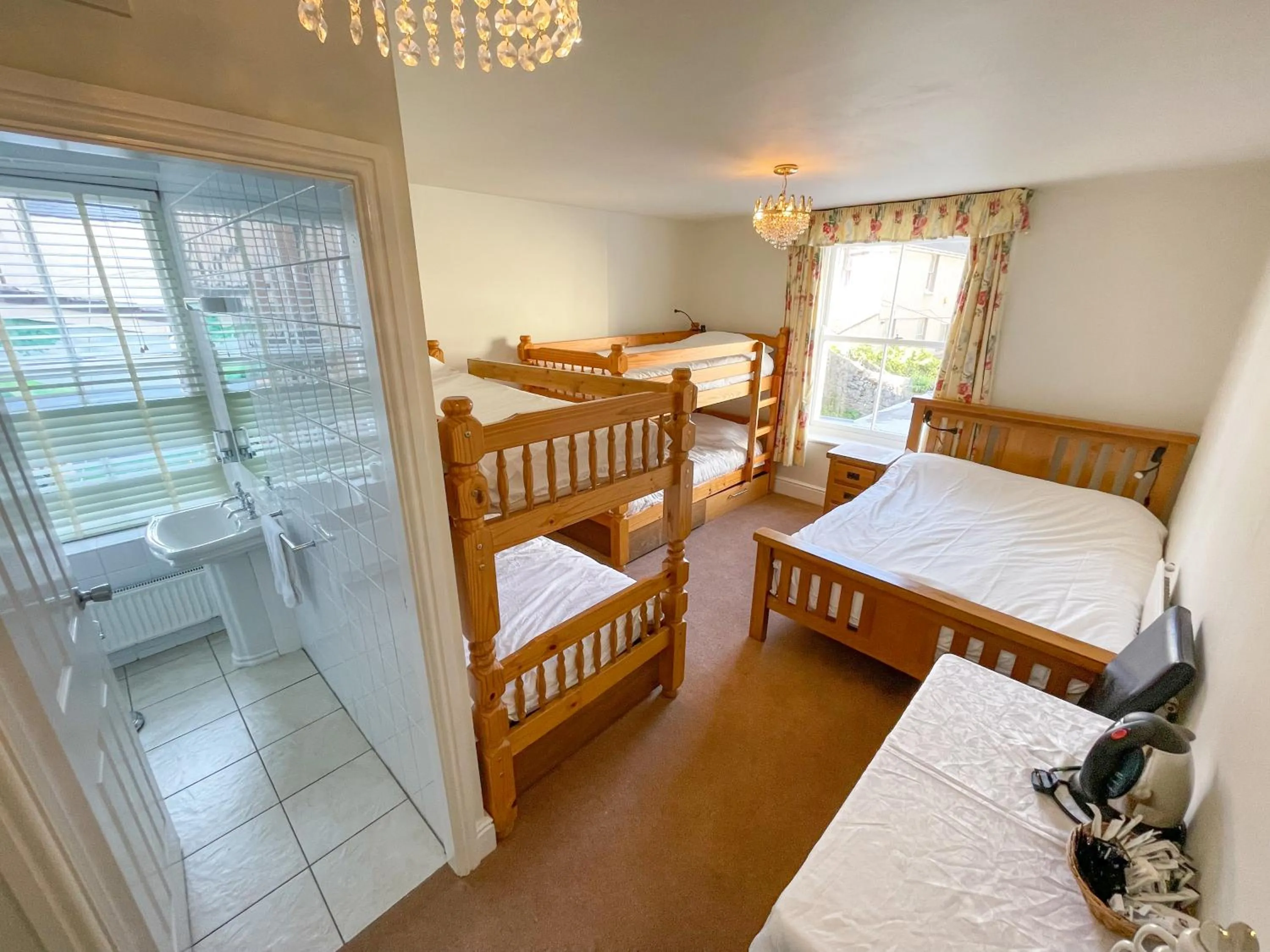 Bedroom, Bed in Llandudno Hostel