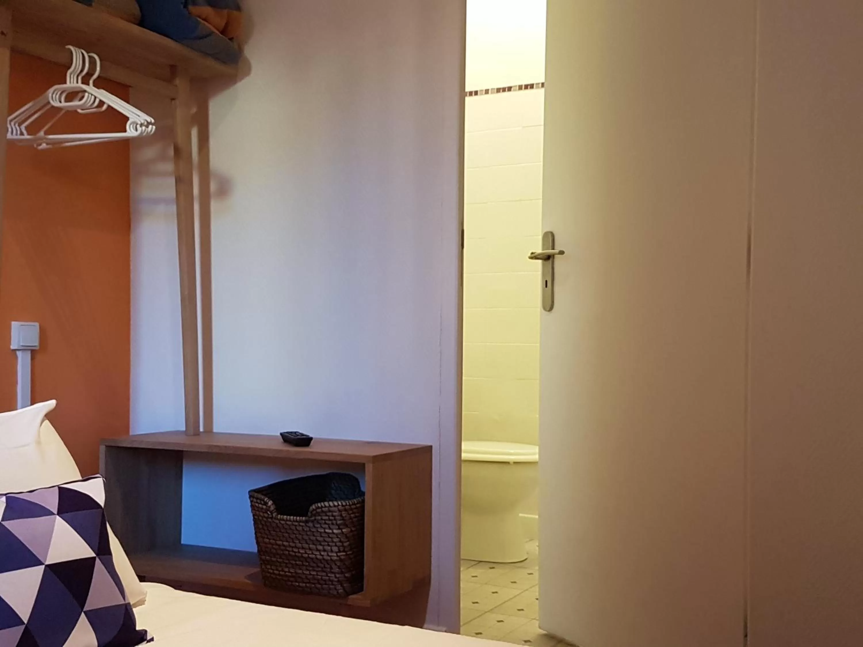 Decorative detail, Bed in Villa TerraMera Hôtel