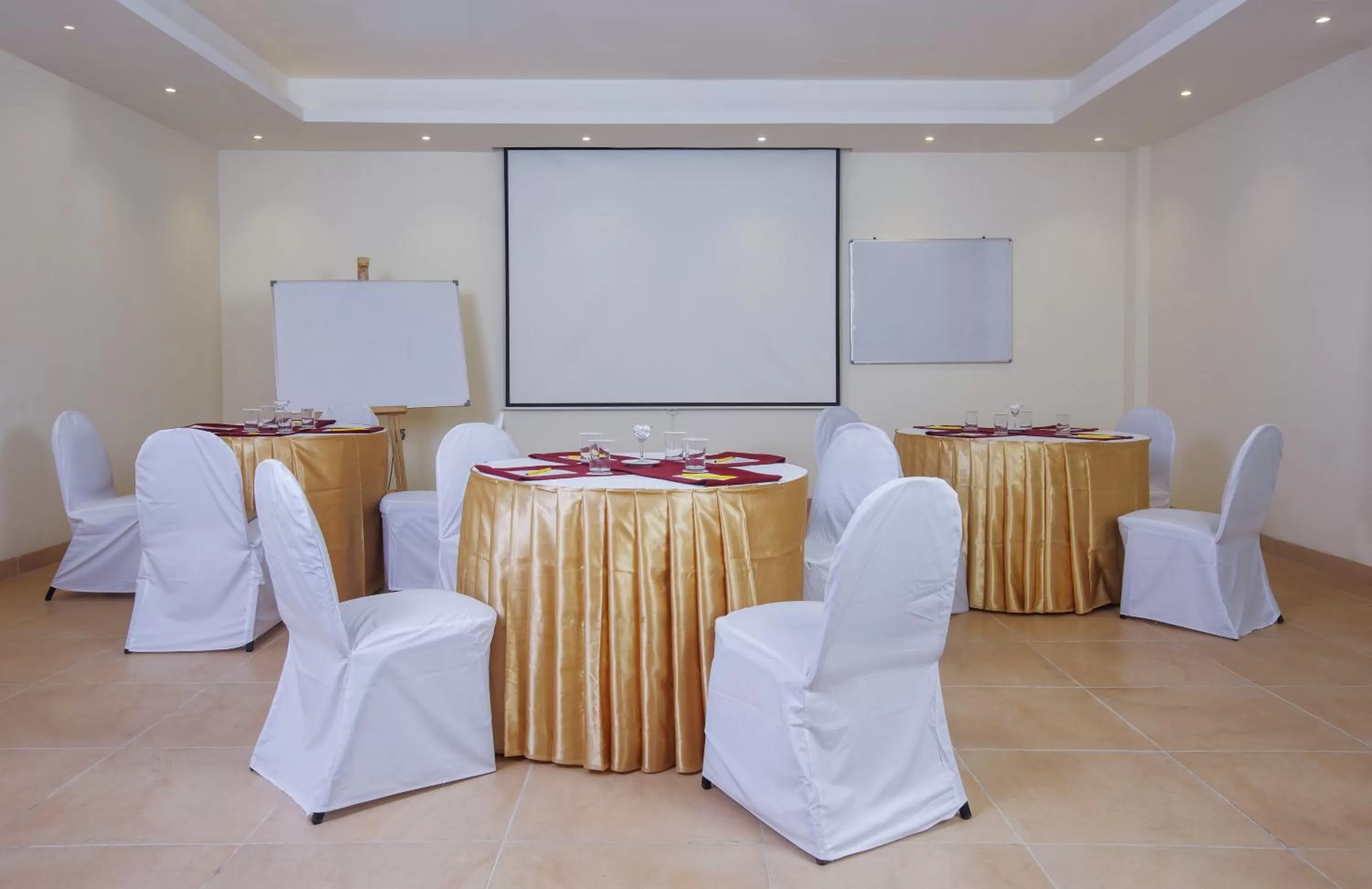 Banquet/Function facilities in Sterling Mussoorie