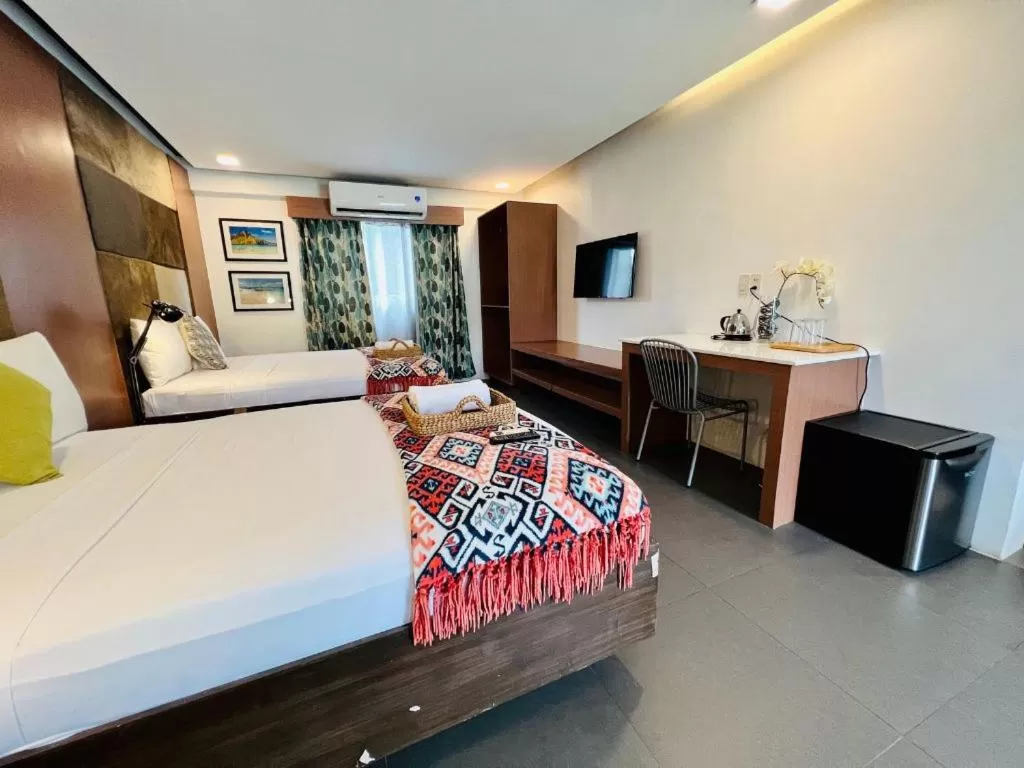 Bed in Treetop Suites