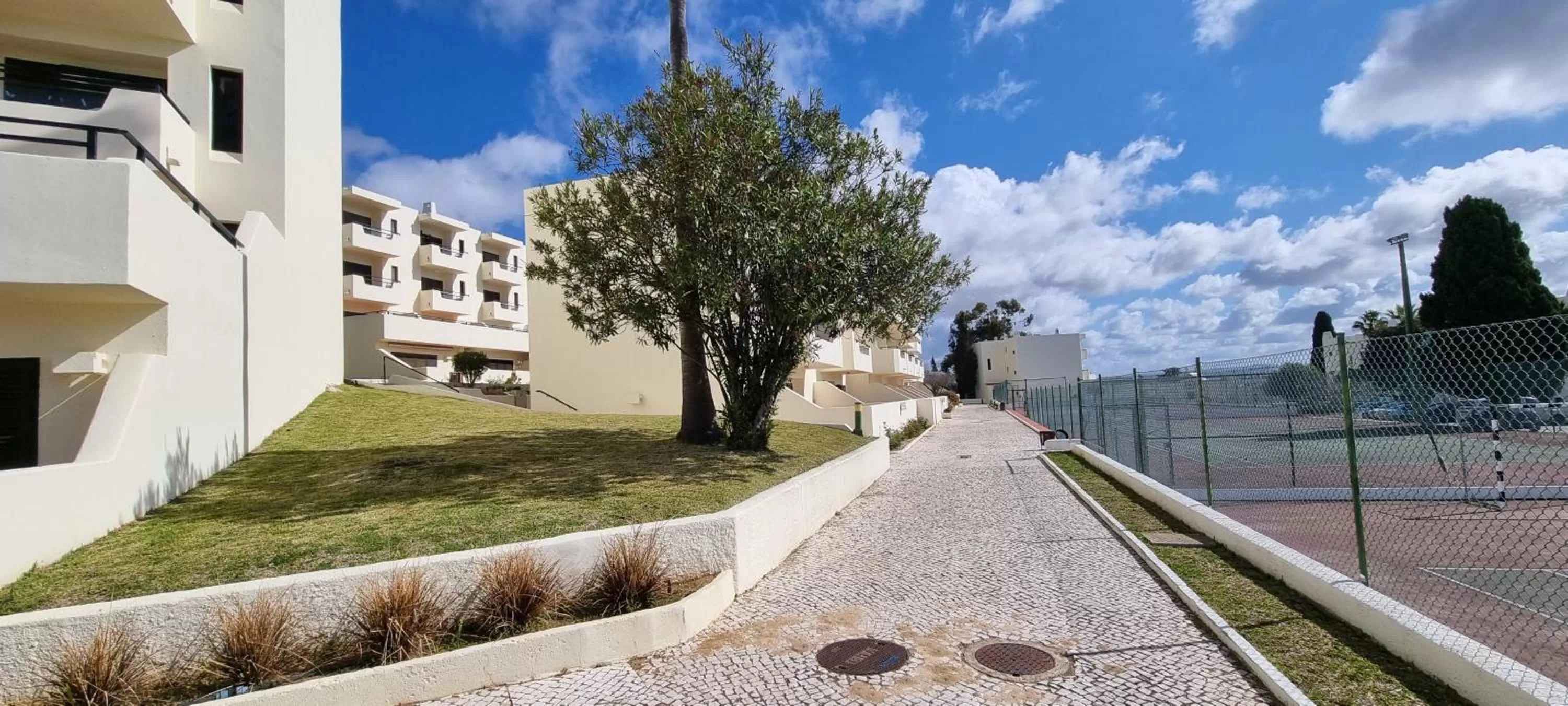 Albufeira Jardim by Umbral