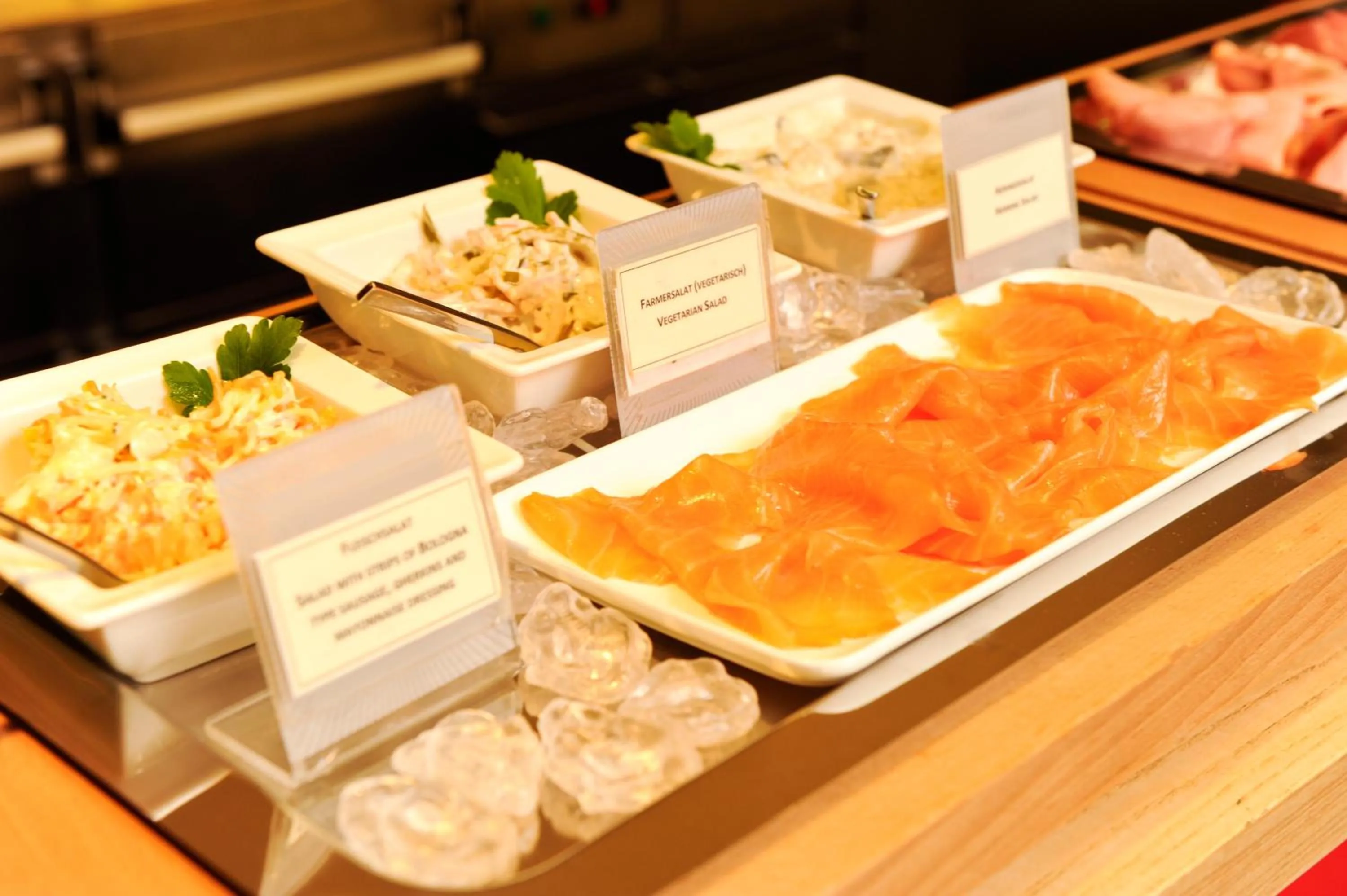 Restaurant/places to eat in Hotel Blauer Bock