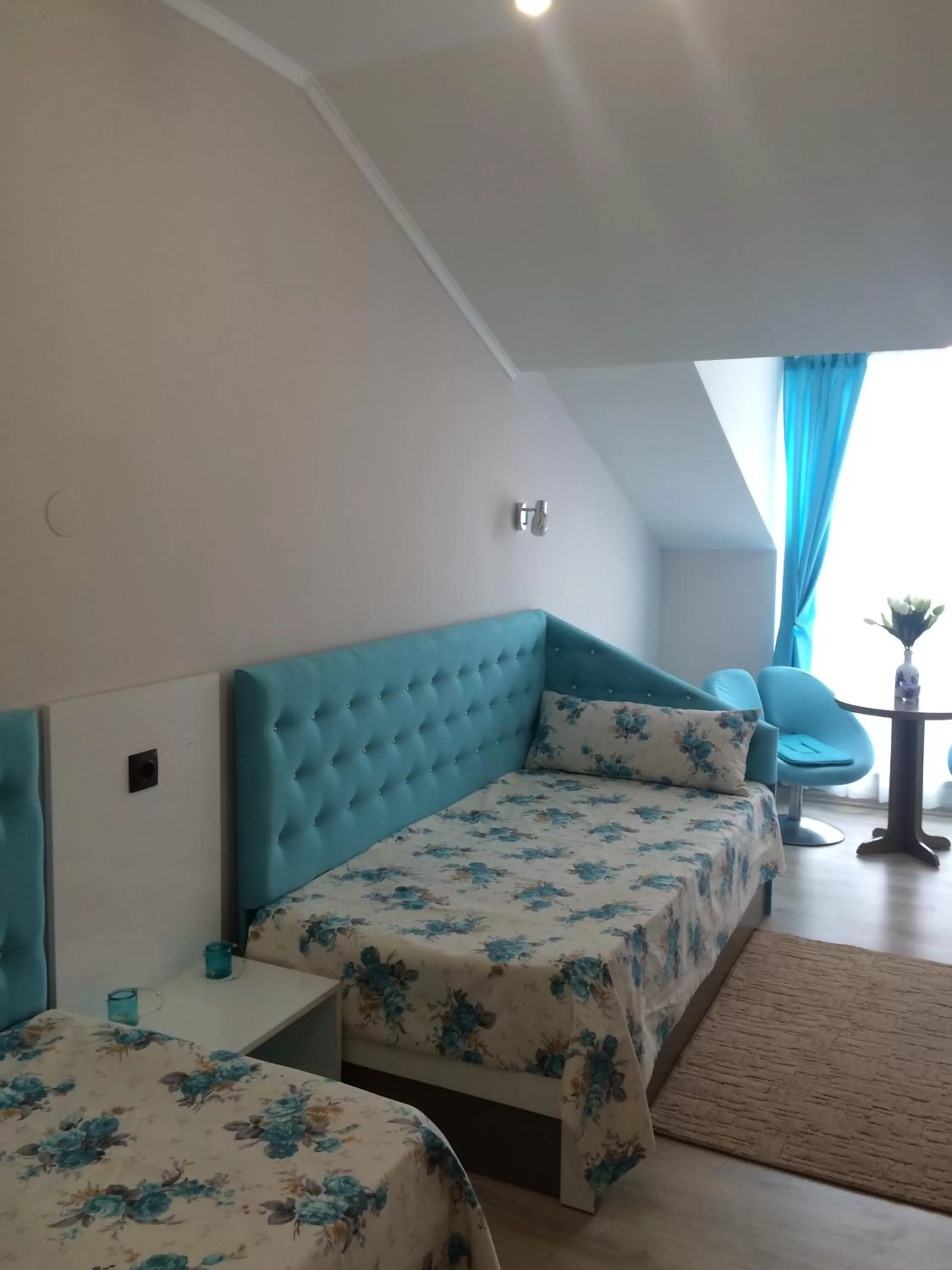 Day, Bed in White Rose Family Guest House