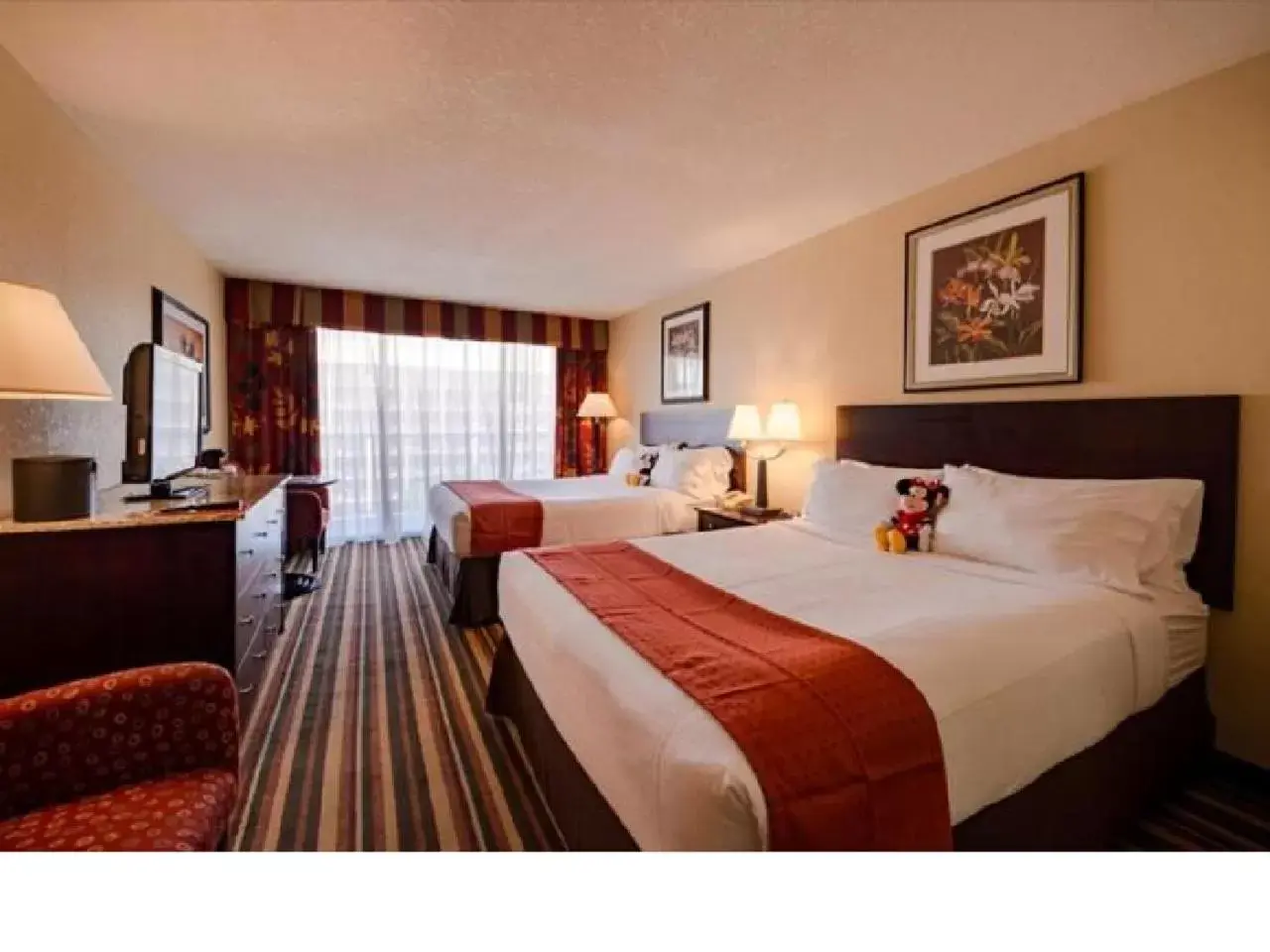 Standard Queen Room with Two Queen Beds in Holiday Inn & Suites Orlando SW - Celebration Area by IHG Standard Queen Room with Two Queen Beds in Holiday Inn & Suites Orlando SW - Celebration Area by IHG