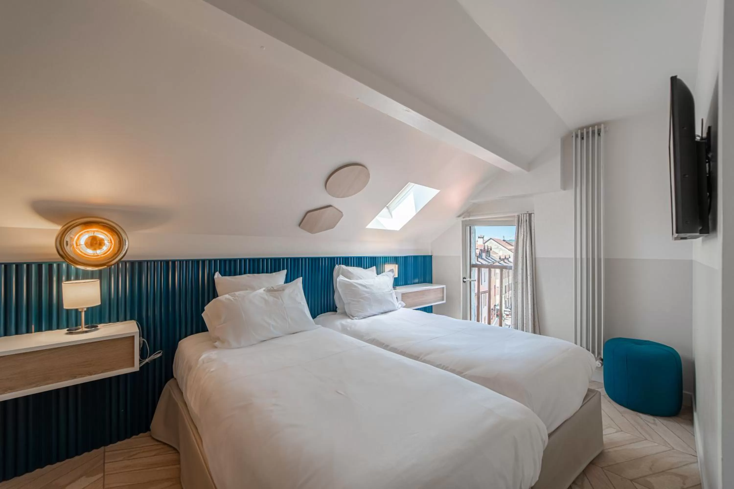 Photo of the whole room, Bed in Hôtel du Palais de l'Isle