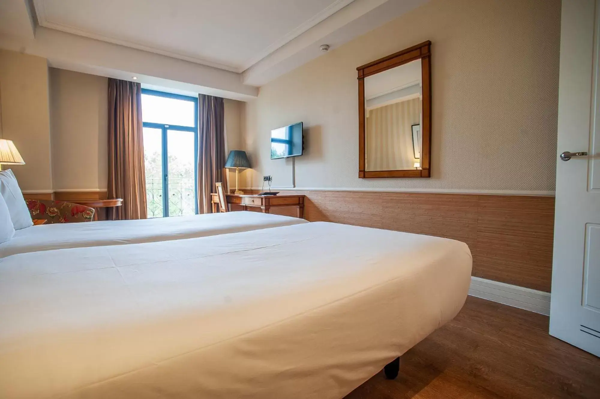 Standard Double or Twin Room with View in Valladolid Recoletos Standard Double or Twin Room with View in Valladolid Recoletos