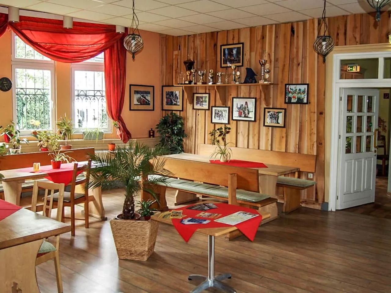 Restaurant/places to eat in Pension Haus Saarland