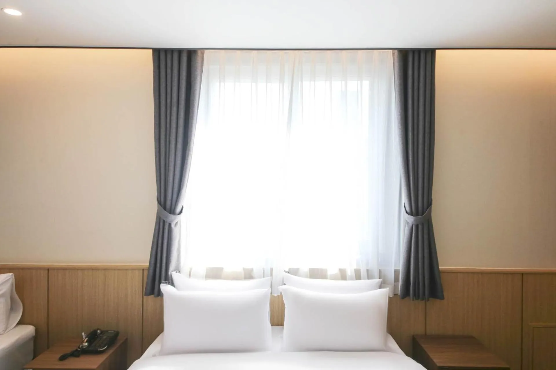 Bed in Benikea hotel