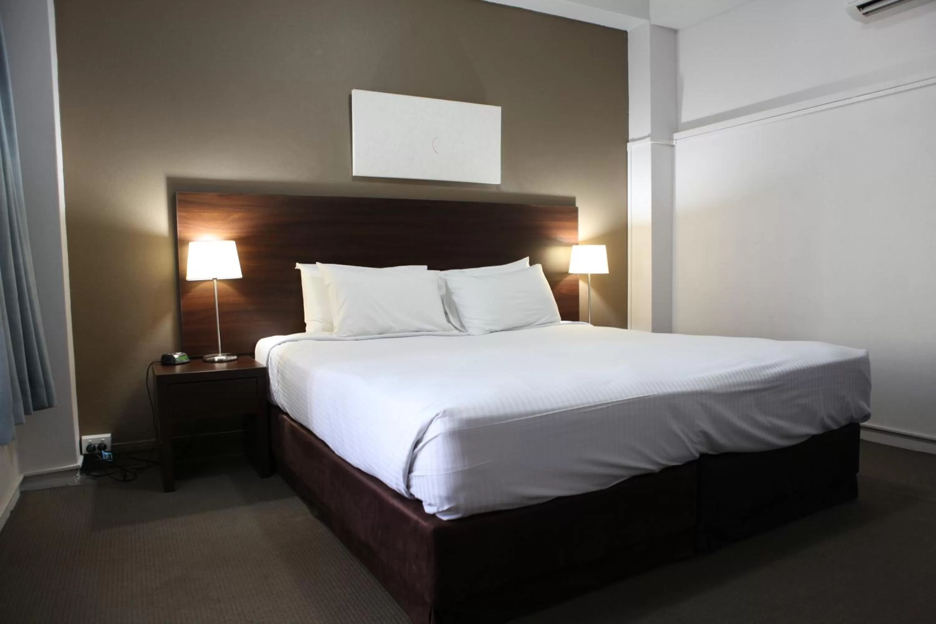 Bedroom, Bed in The Cavenagh