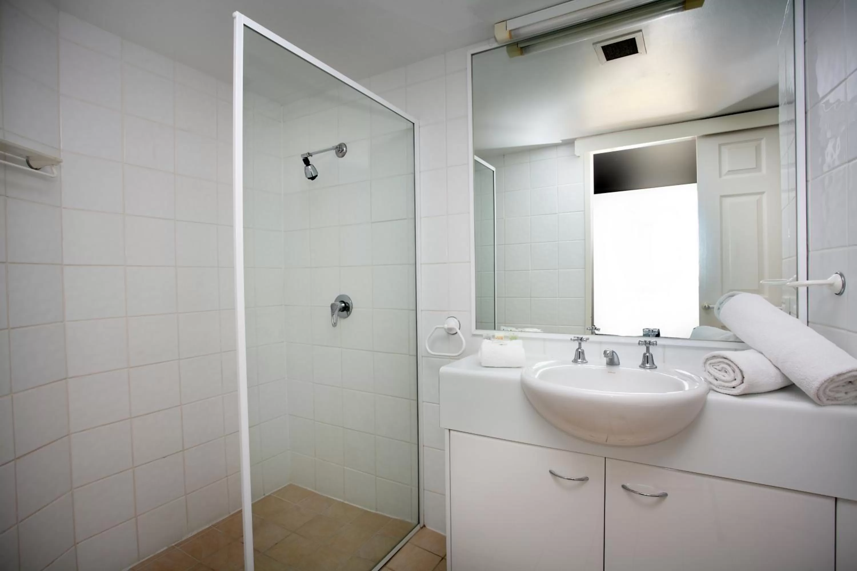 Shower in Gemini Resort