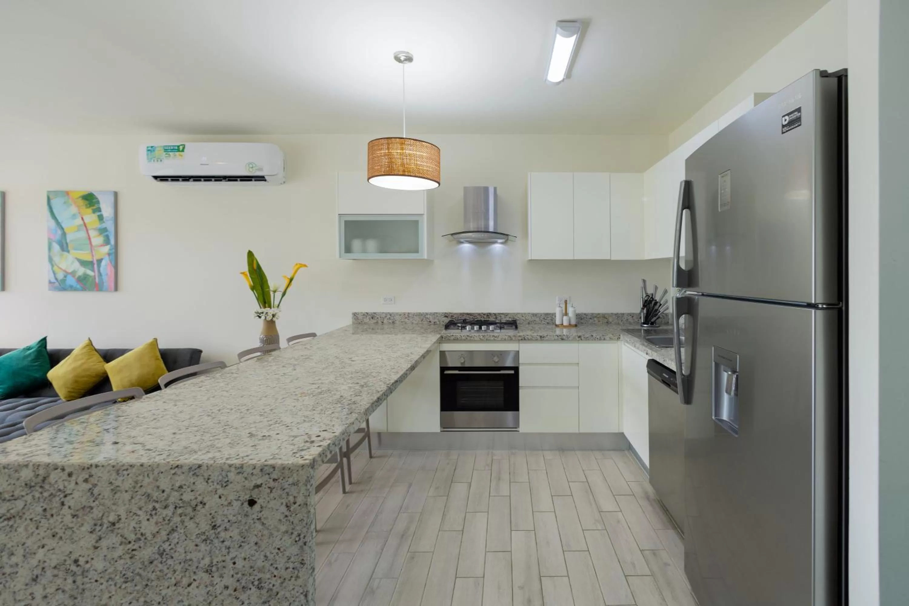 Kitchen or kitchenette, Kitchen/Kitchenette in Playa Caracol Residences