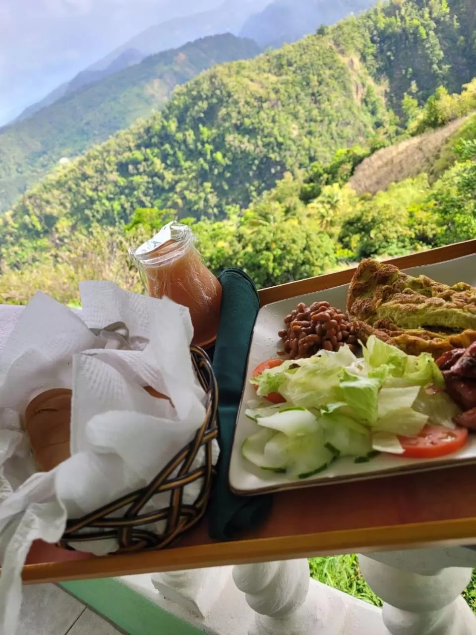 Breakfast in Matthew's Miracle View