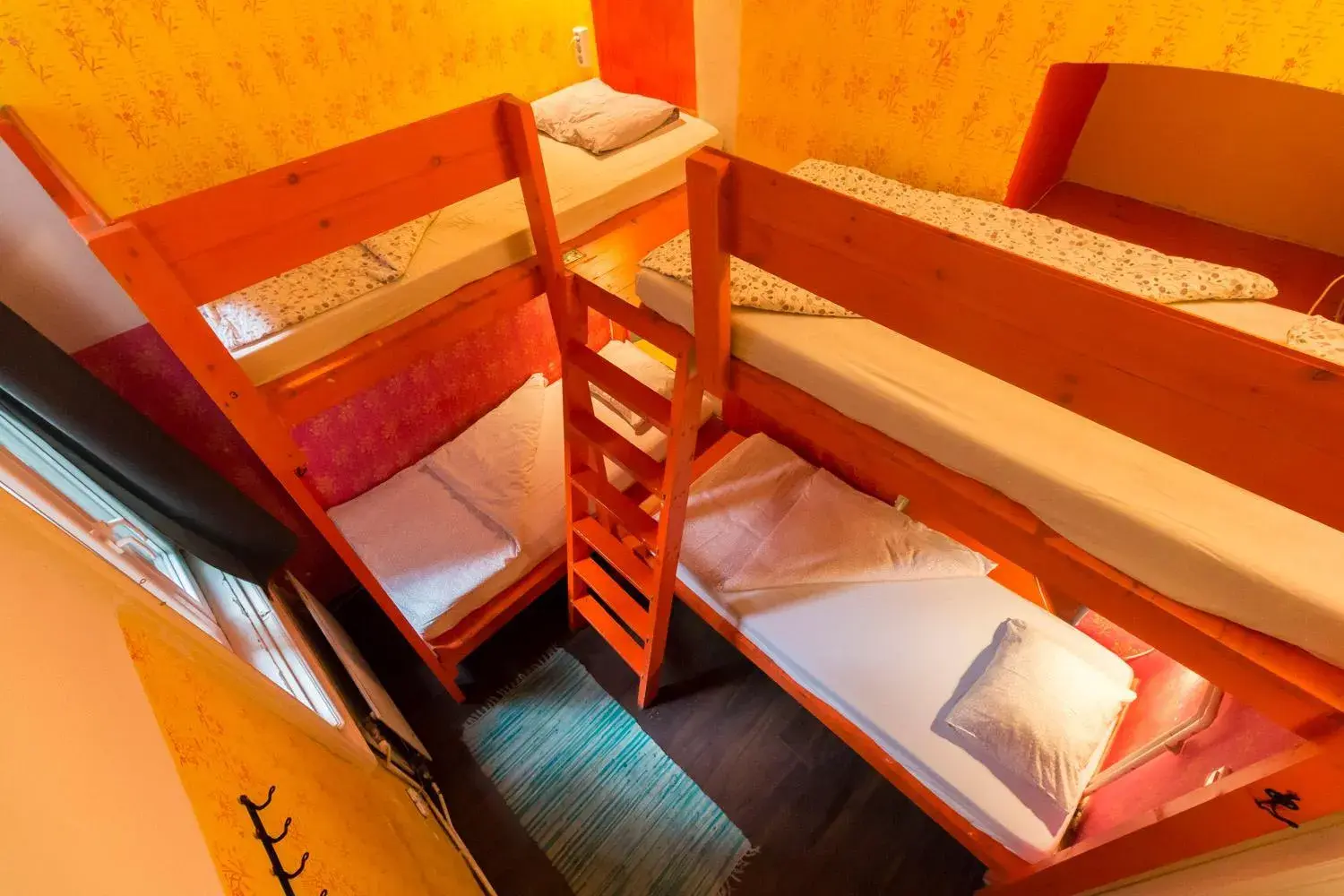 Single Bed in 4-Bed Female Dormitory Room in Baroque Hostel & Coworking Single Bed in 4-Bed Female Dormitory Room in Baroque Hostel & Coworking