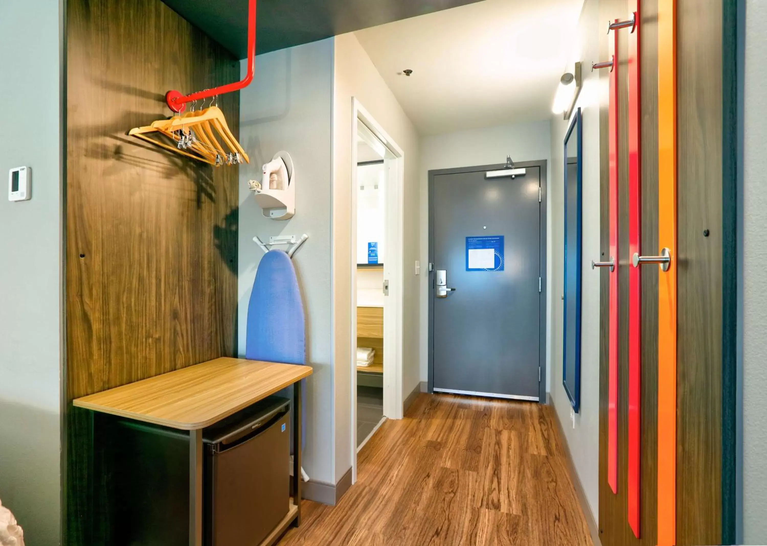 King Room with Bath Tub - Mobility Access in Tru By Hilton Wichita Falls, Tx King Room with Bath Tub - Mobility Access in Tru By Hilton Wichita Falls, Tx