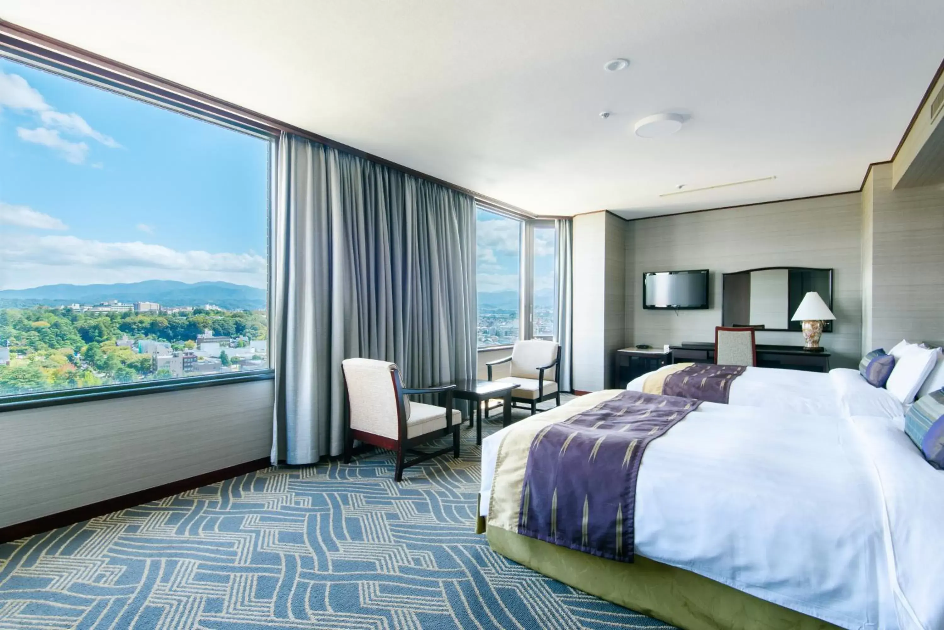 Suite Room with Free access to Club Lounge - single occupancy - Luxury floor - Non-Smoking in Kanazawa Tokyu Hotel Suite Room with Free access to Club Lounge - single occupancy - Luxury floor - Non-Smoking in Kanazawa Tokyu Hotel