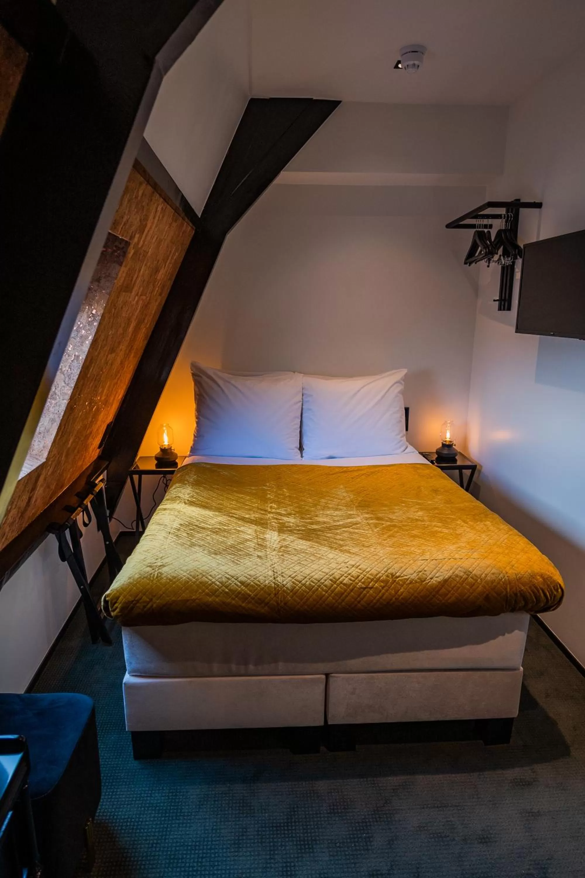 Bed in Sotel Amsterdam Central Station