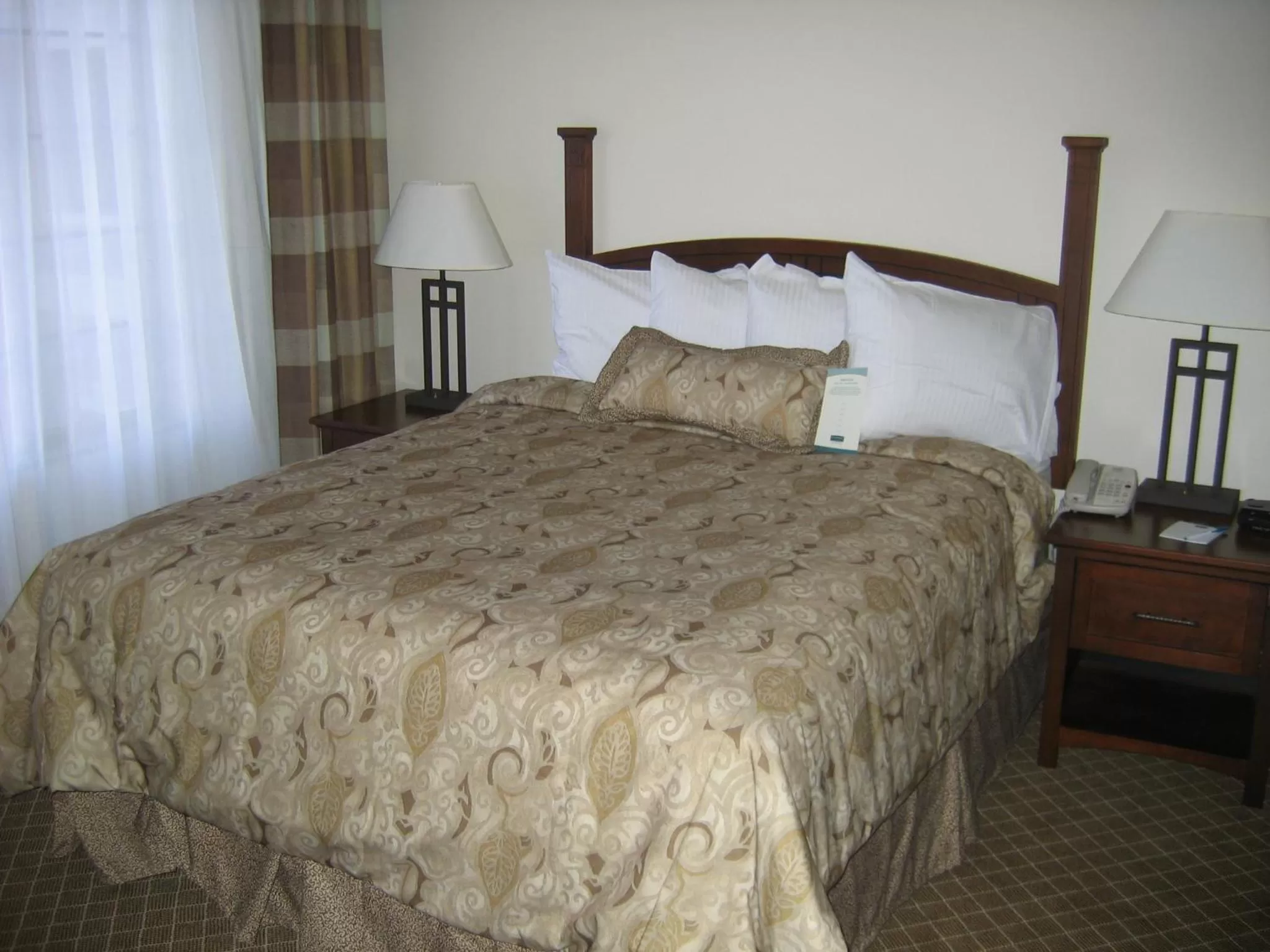 Bed in Staybridge Suites Indianapolis-Airport by IHG