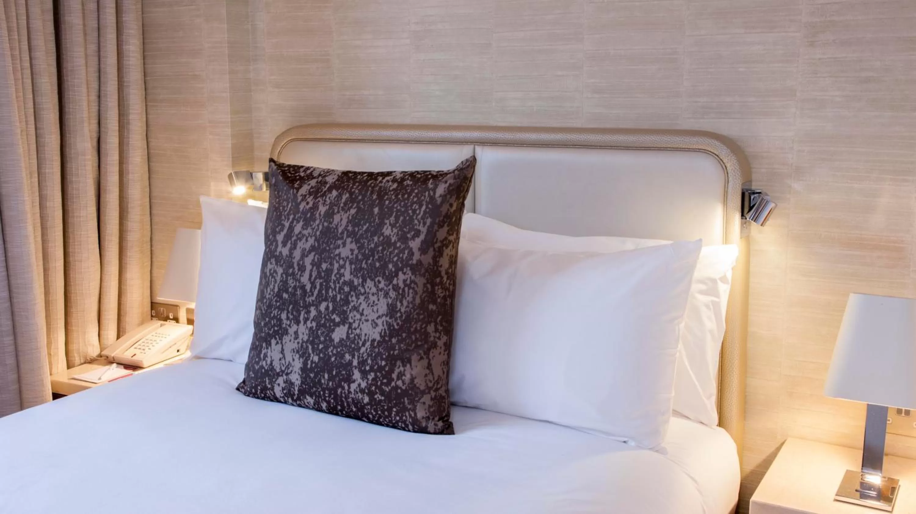 Bed in Crowne Plaza London Kings Cross by IHG