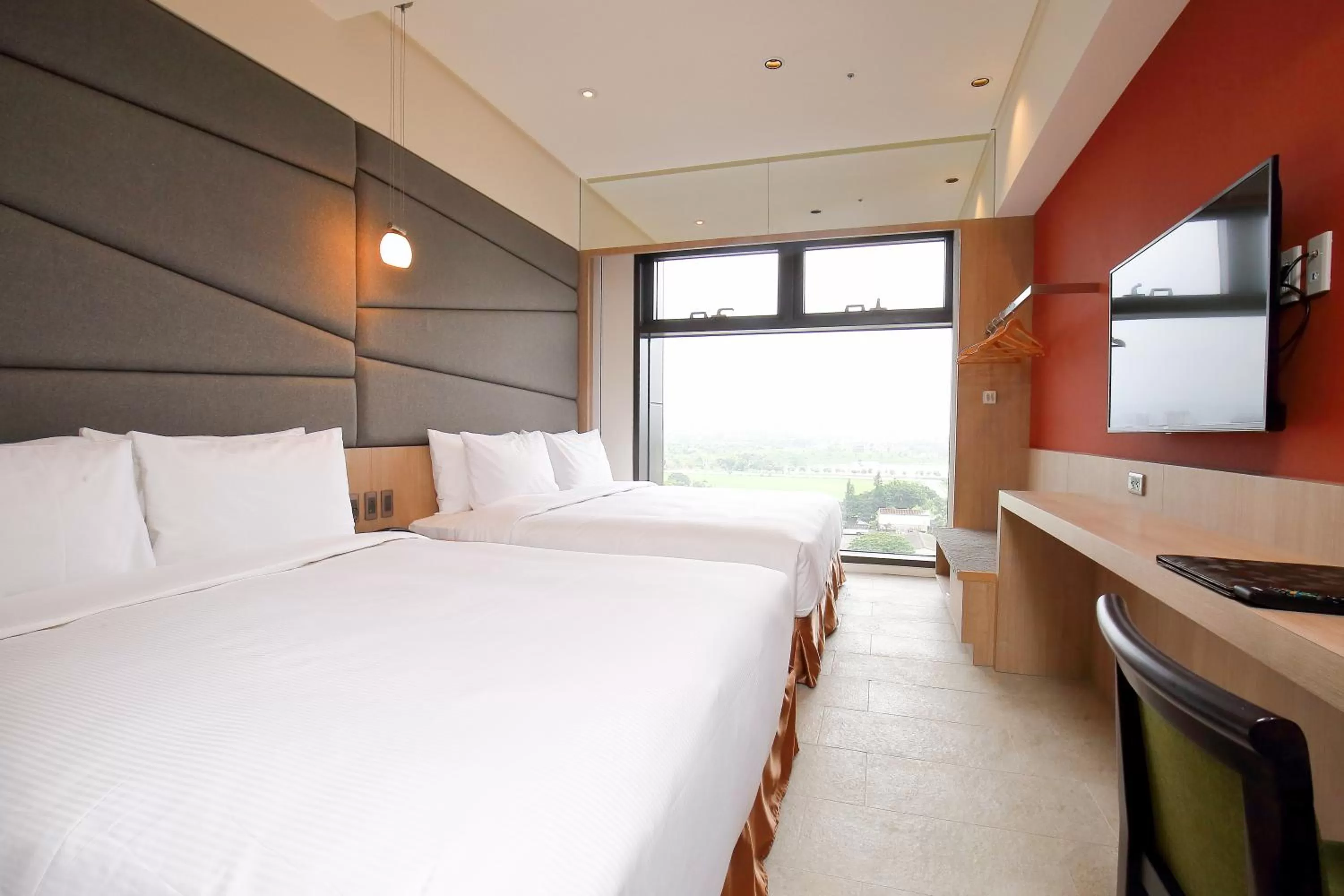 Photo of the whole room, Bed in Kloud Hotel