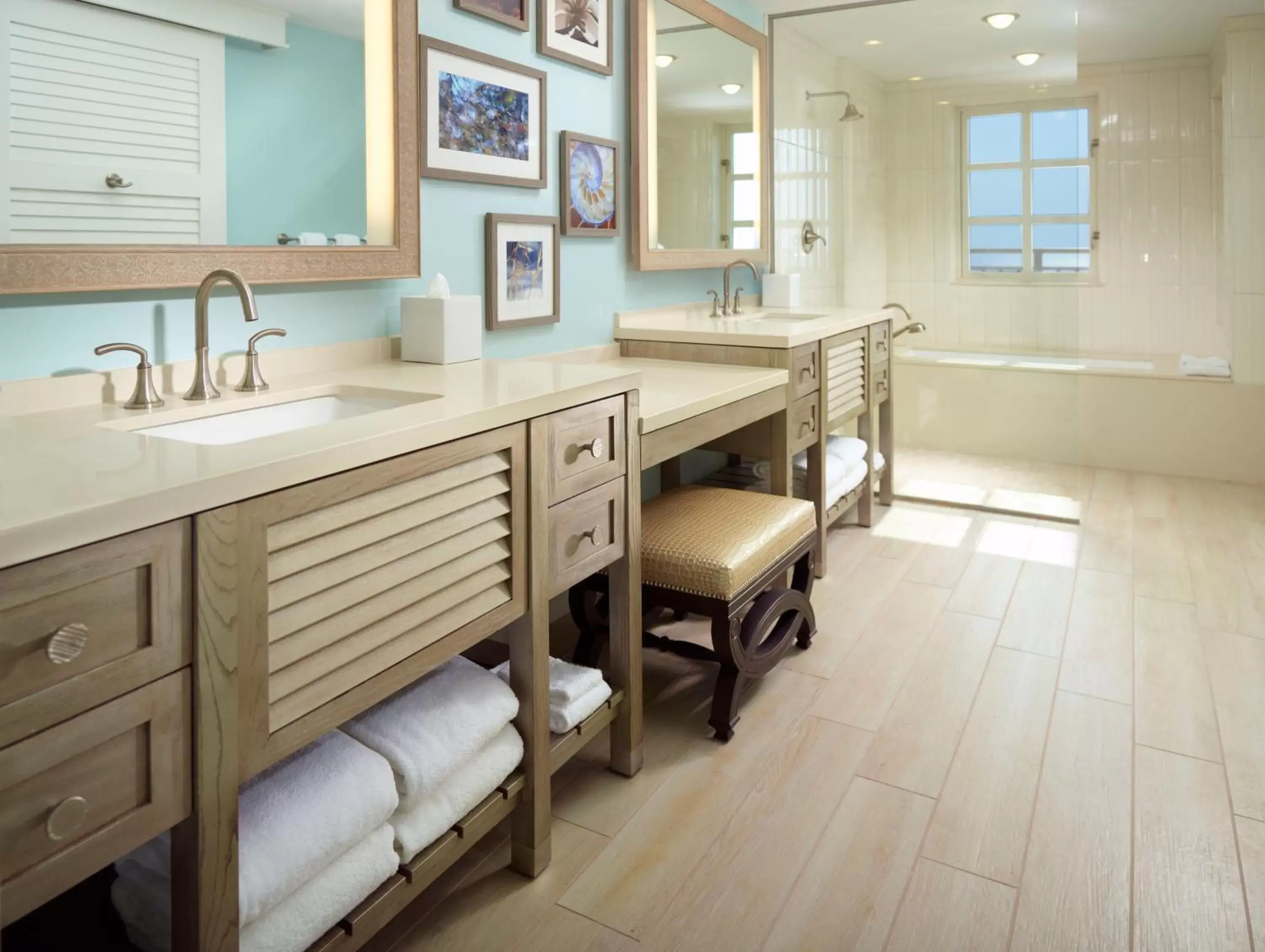 End Suite with Ocean and Pool View in Omni Amelia Island Resort & Spa End Suite with Ocean and Pool View in Omni Amelia Island Resort & Spa