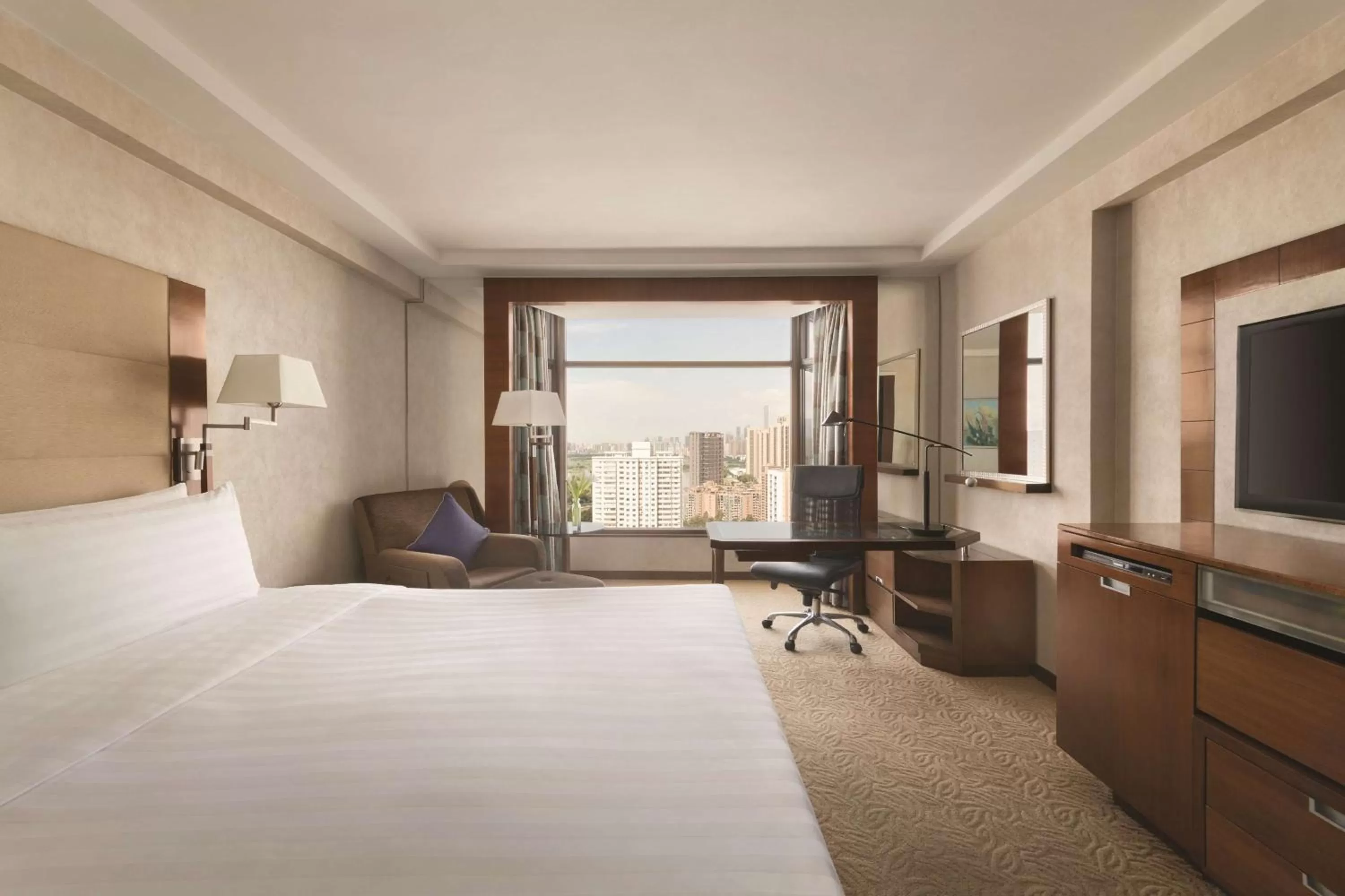 Lounge or bar, Bed in Shangri-La Shenzhen