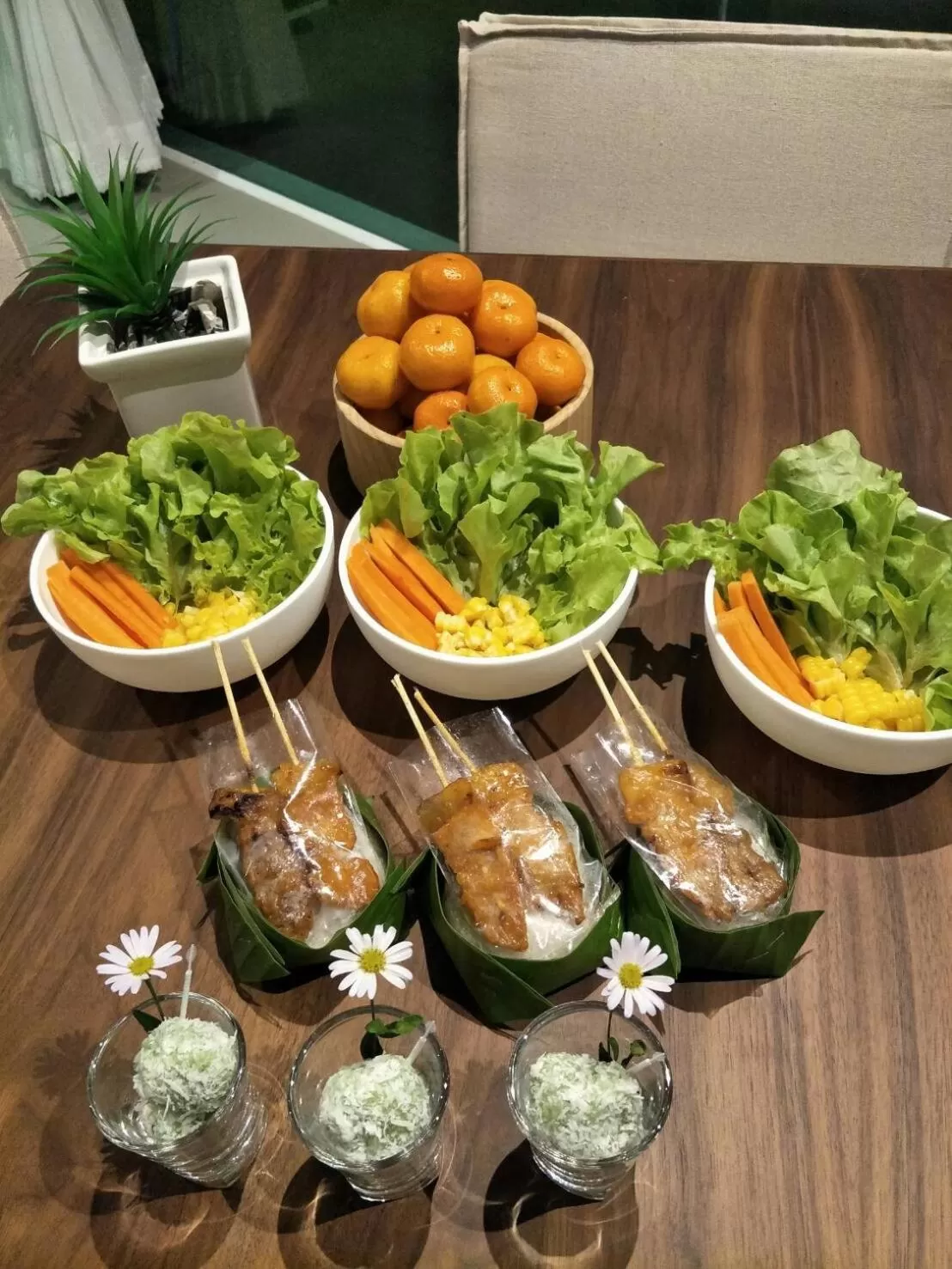 Food in The White Garden Premier Saraburi