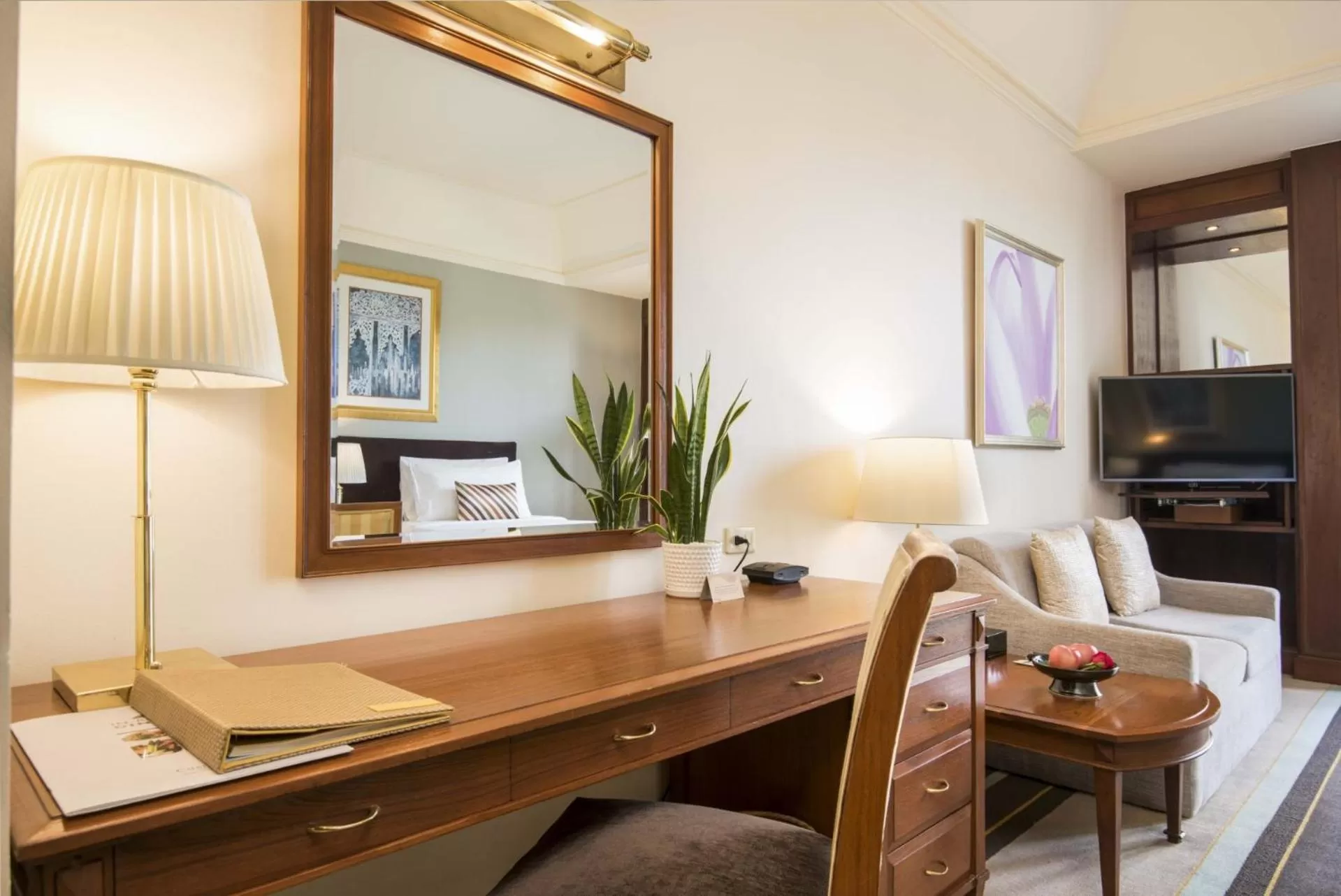 Bedroom in Chatrium Hotel Royal Lake Yangon