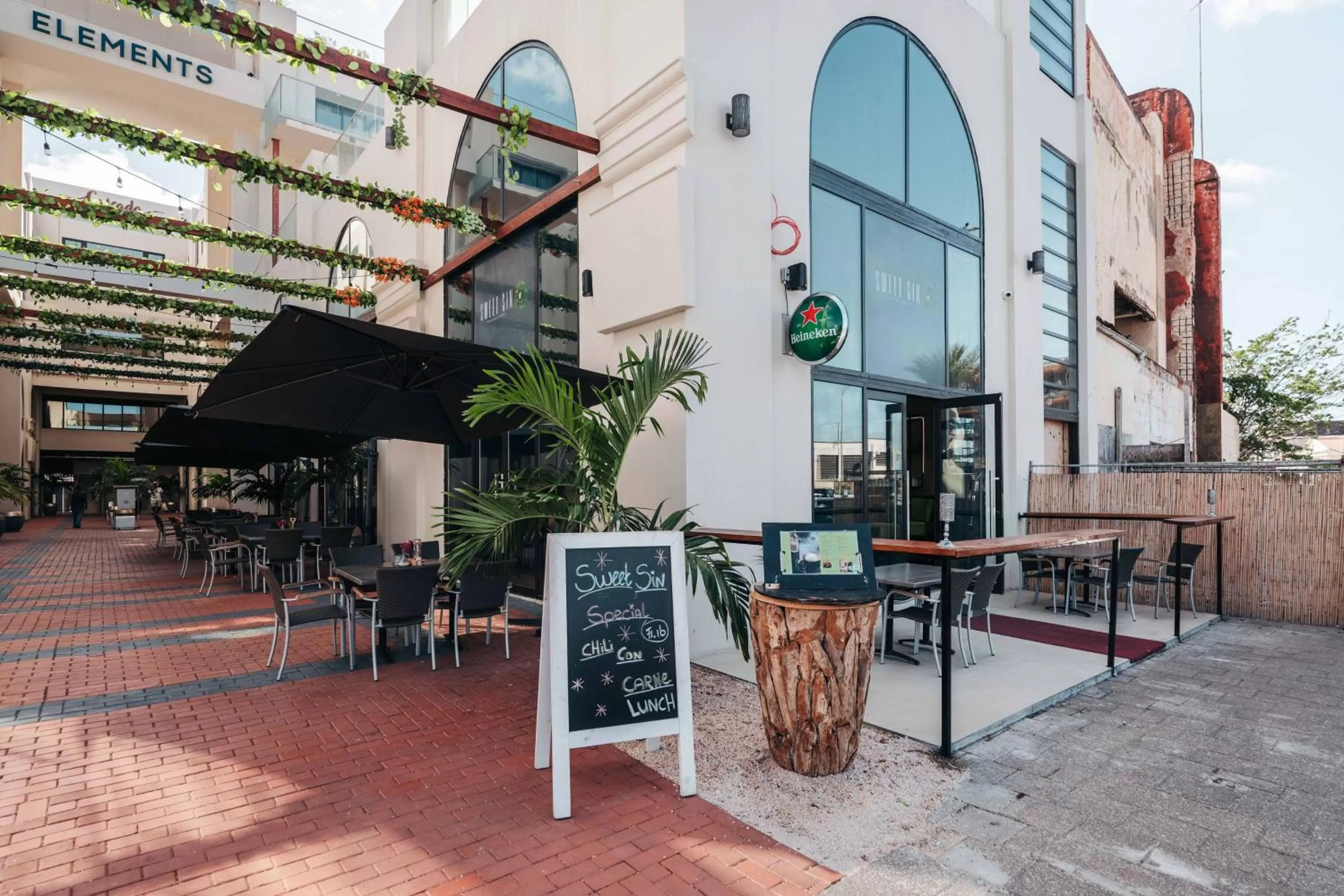 Facade/entrance in Elements Hotel & Shops Curaçao