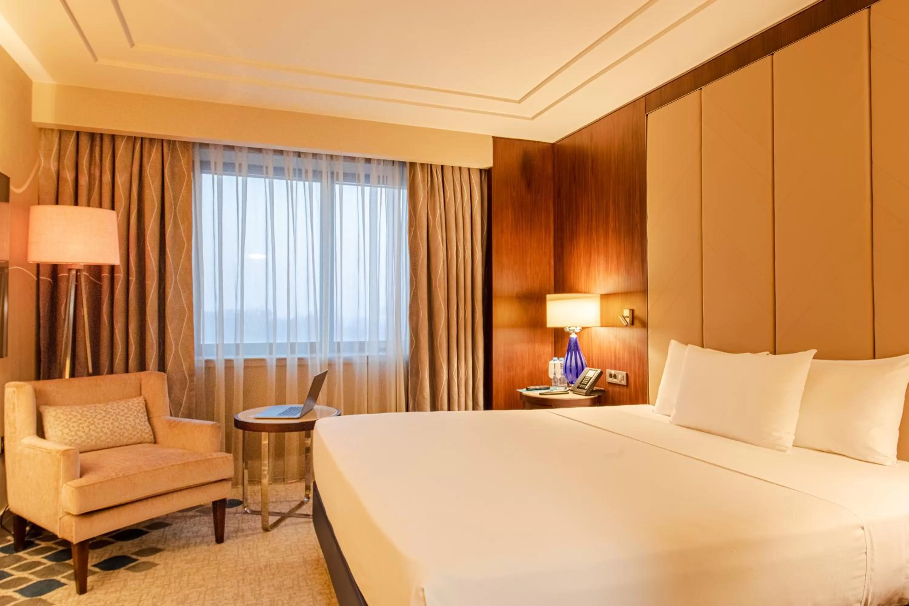 Bed in AZIMUT Grand Hotel Tashkent