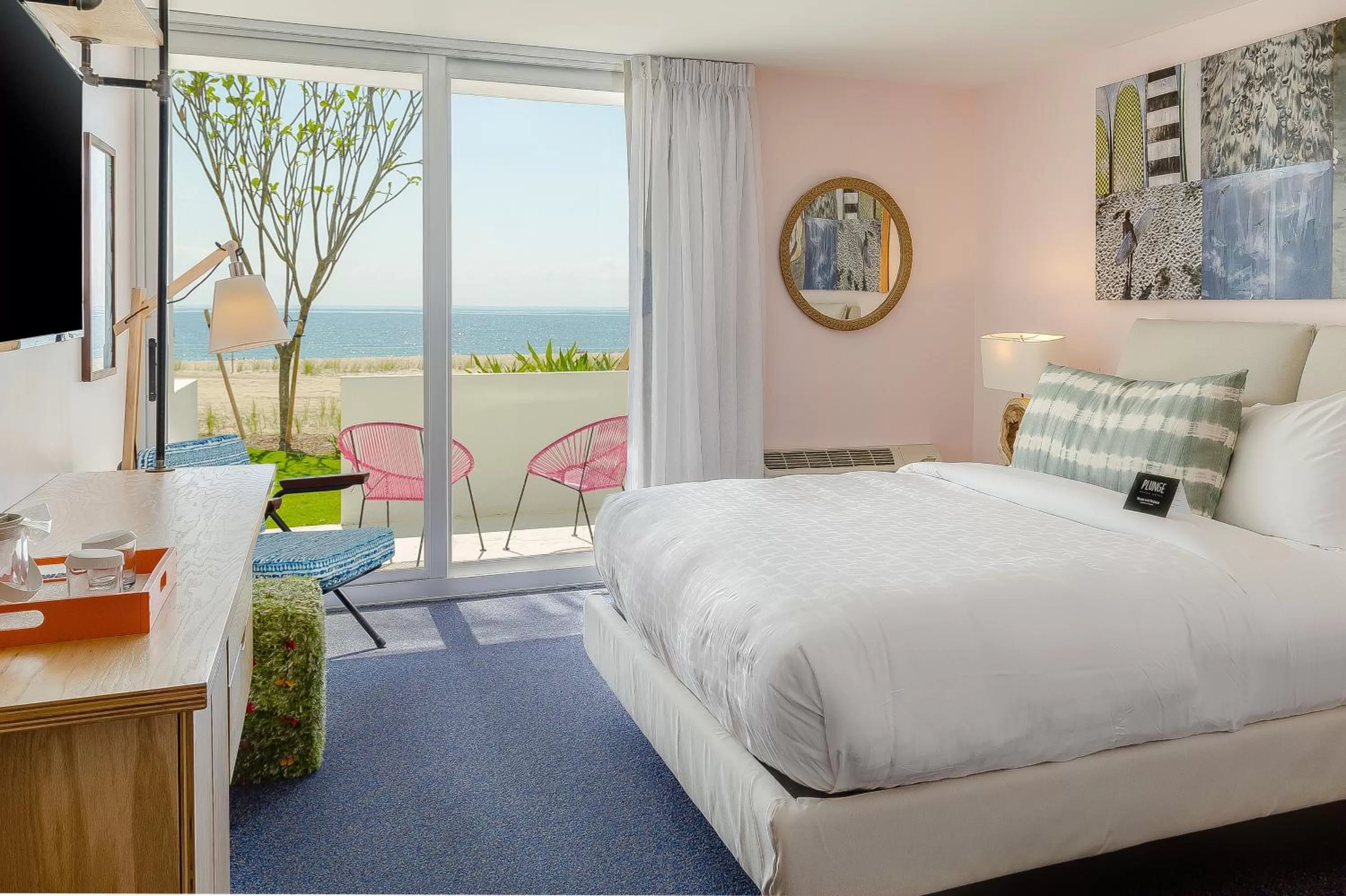 Bedroom, Bed in Plunge Beach Resort