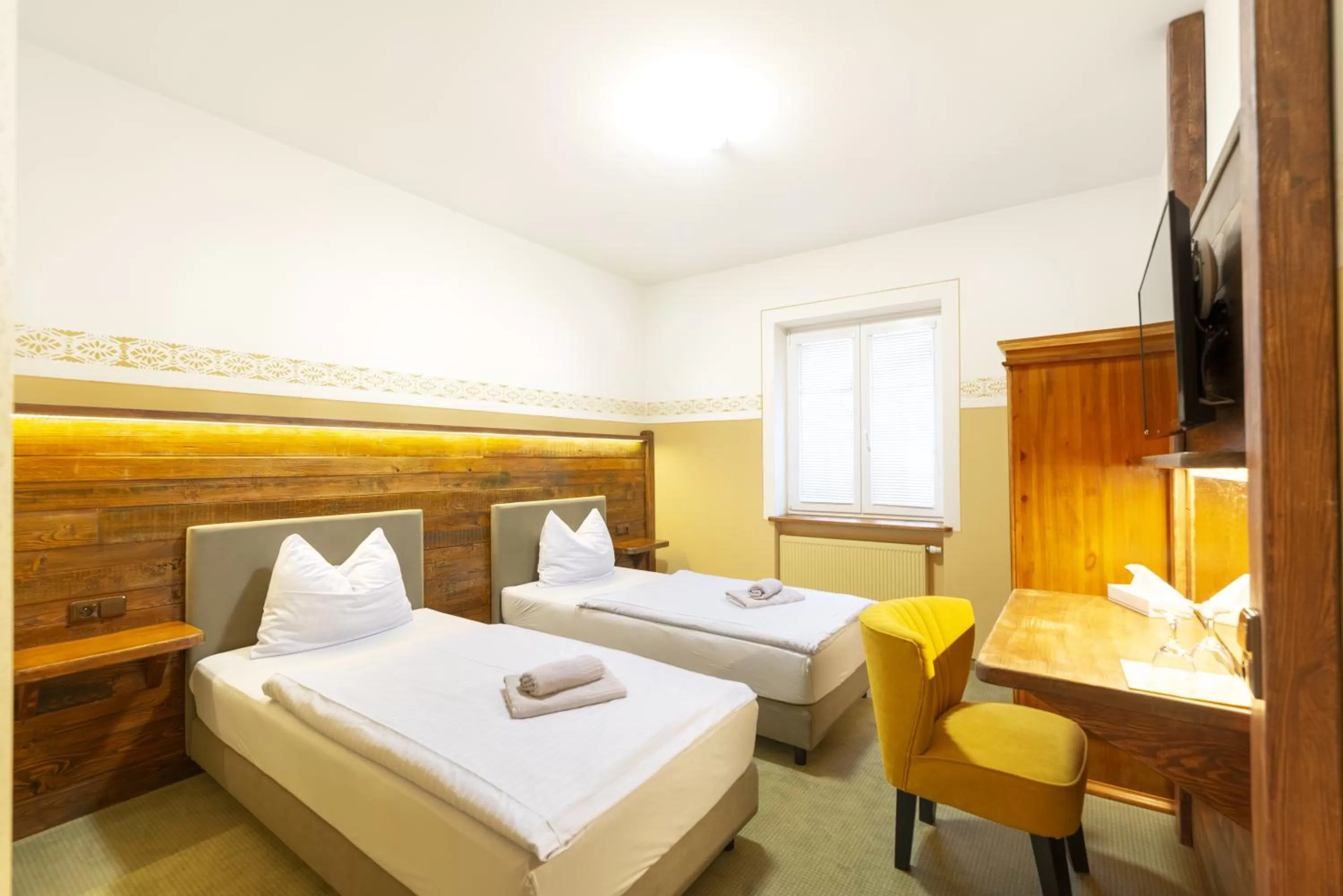 Bed in Hotel U Simla