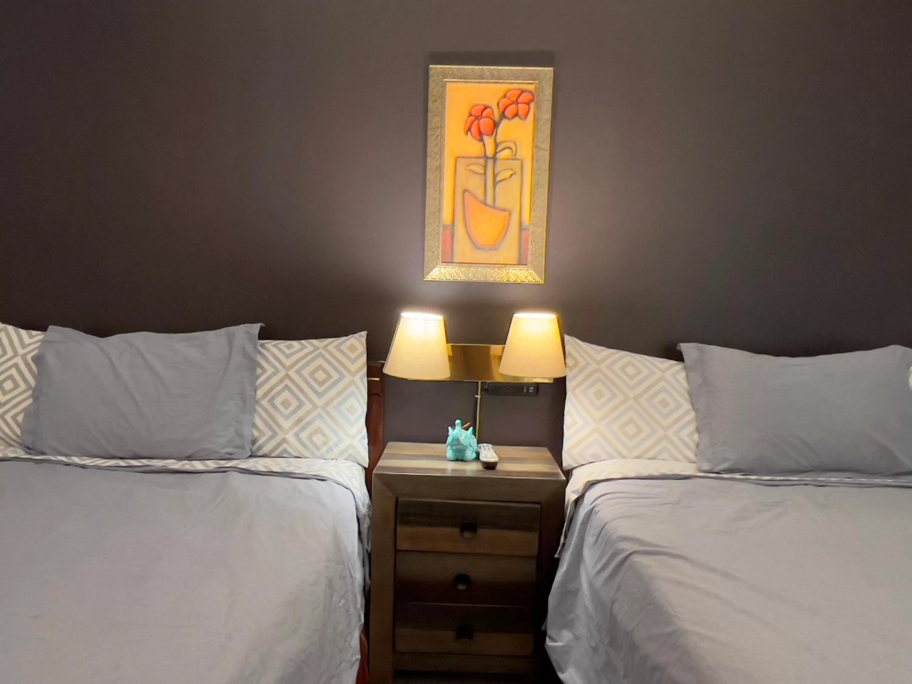 Bed in Monashee Motel