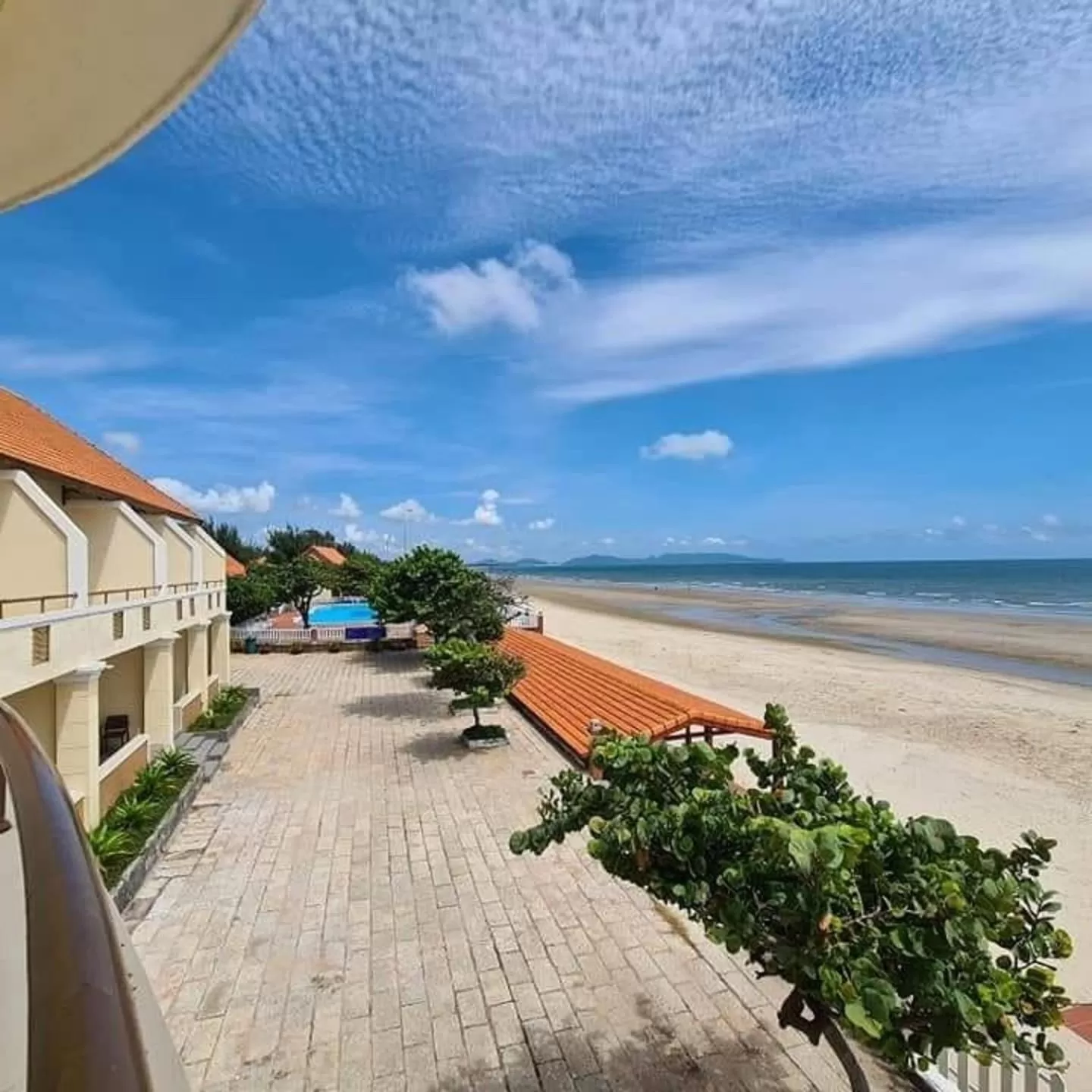 Beach in Hai Duong Intourco Resort, Vung Tau