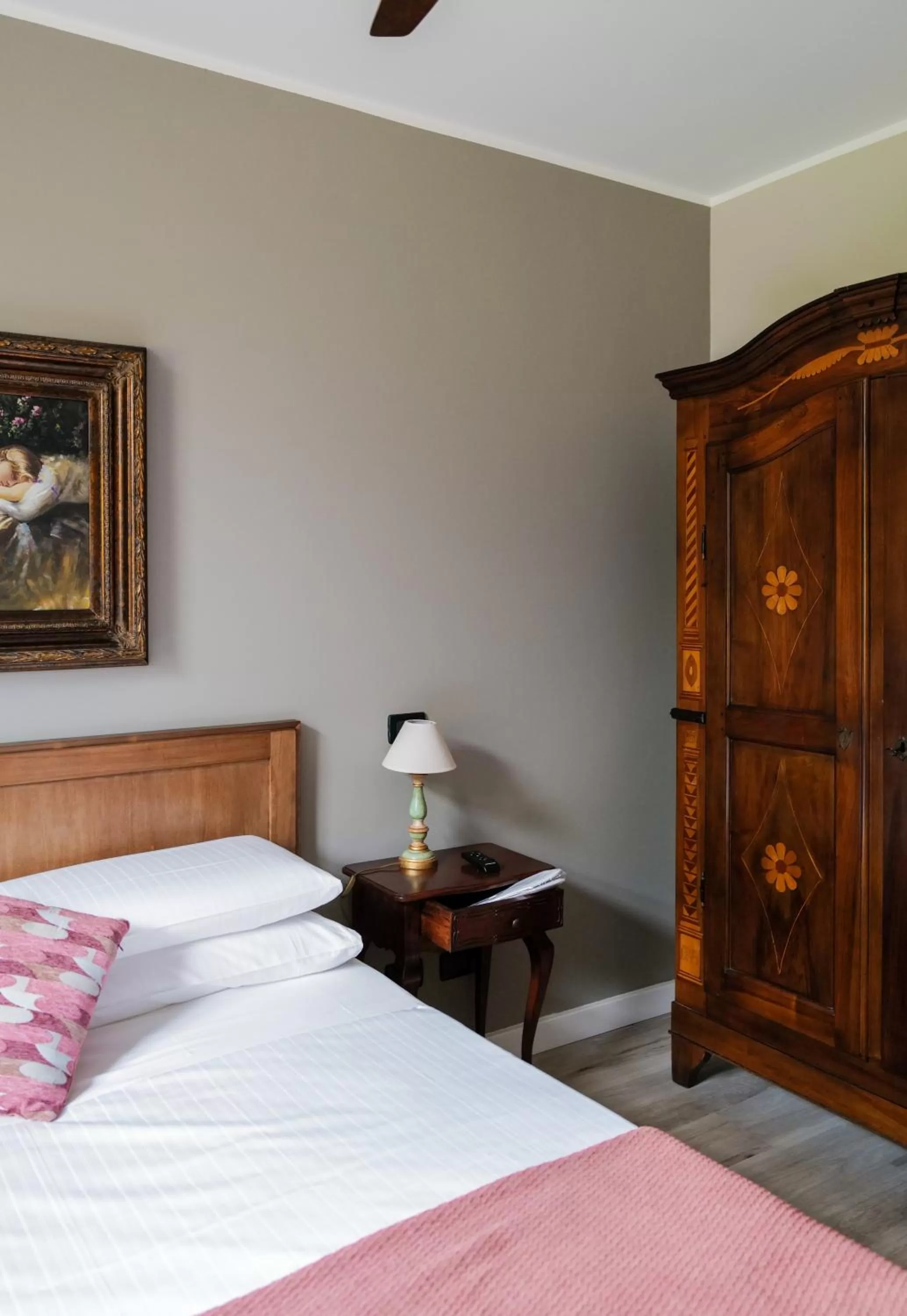 Bed in Convento Boutique Hotel