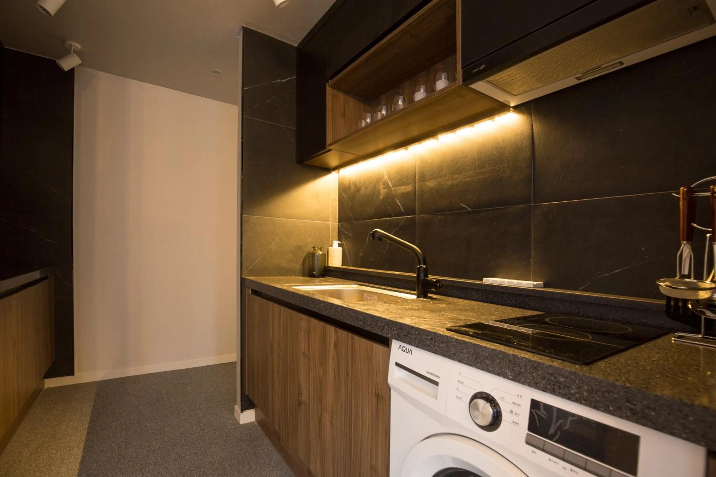 Kitchen or kitchenette, Kitchen/Kitchenette in UH Suite The Jongno