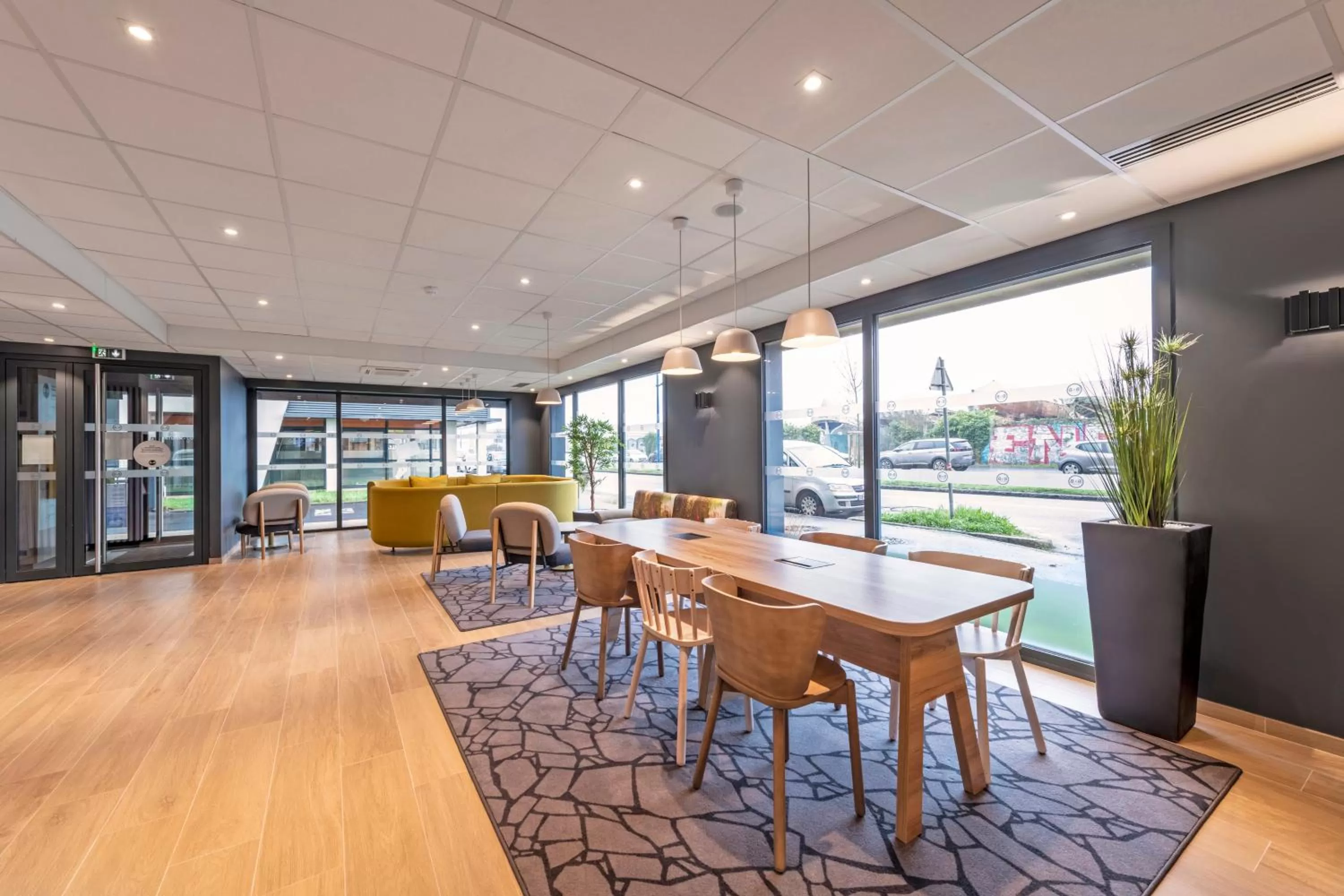 Lobby or reception in B&B HOTEL Brest Centre Port de Commerce