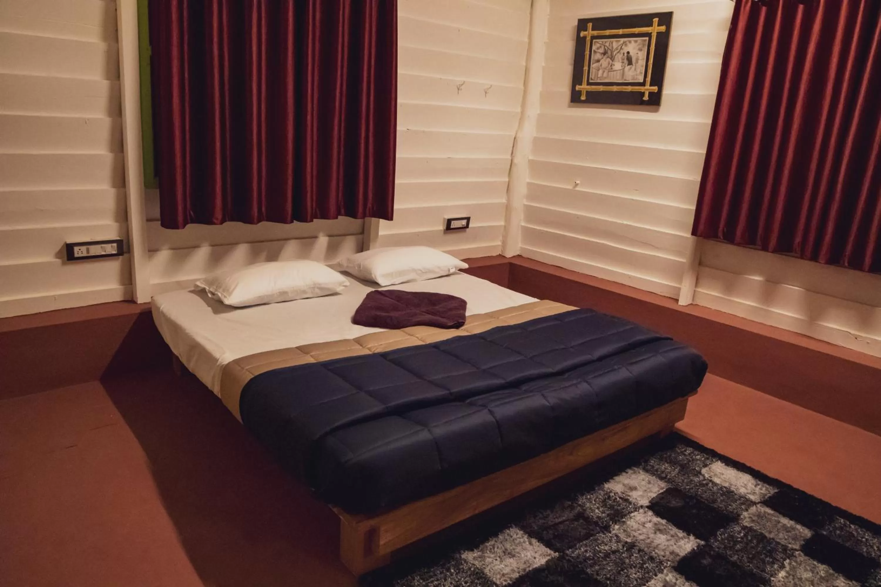 Living room, Bed in Commune18 Resort Chikmagalur