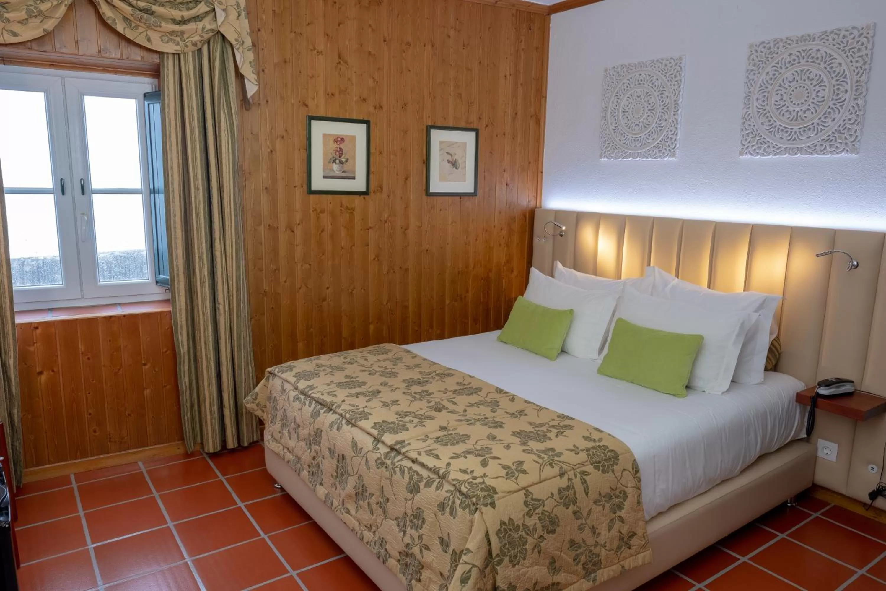 Bed in Hotel El Rei Dom Manuel