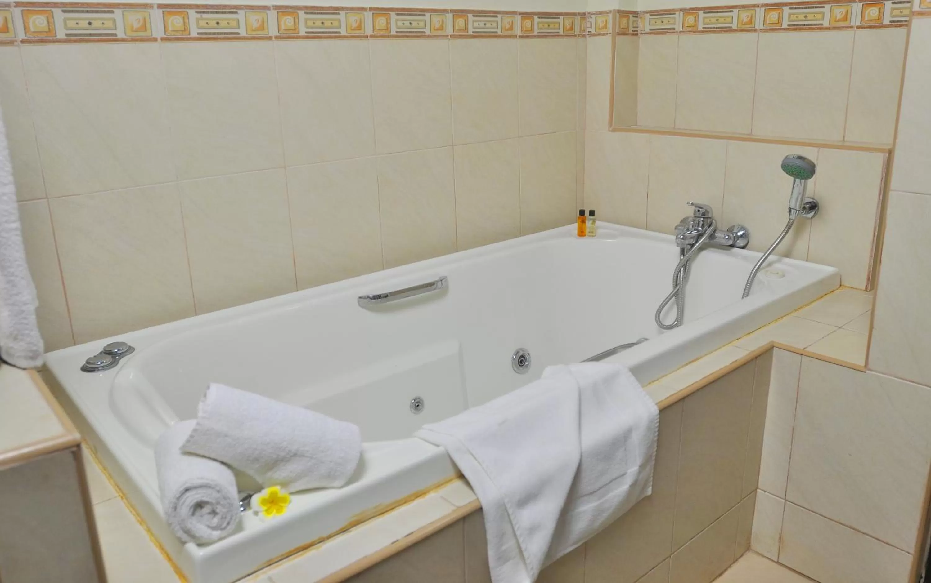 Bath in Warwick Le Lagon Resort & Spa, Vanuatu